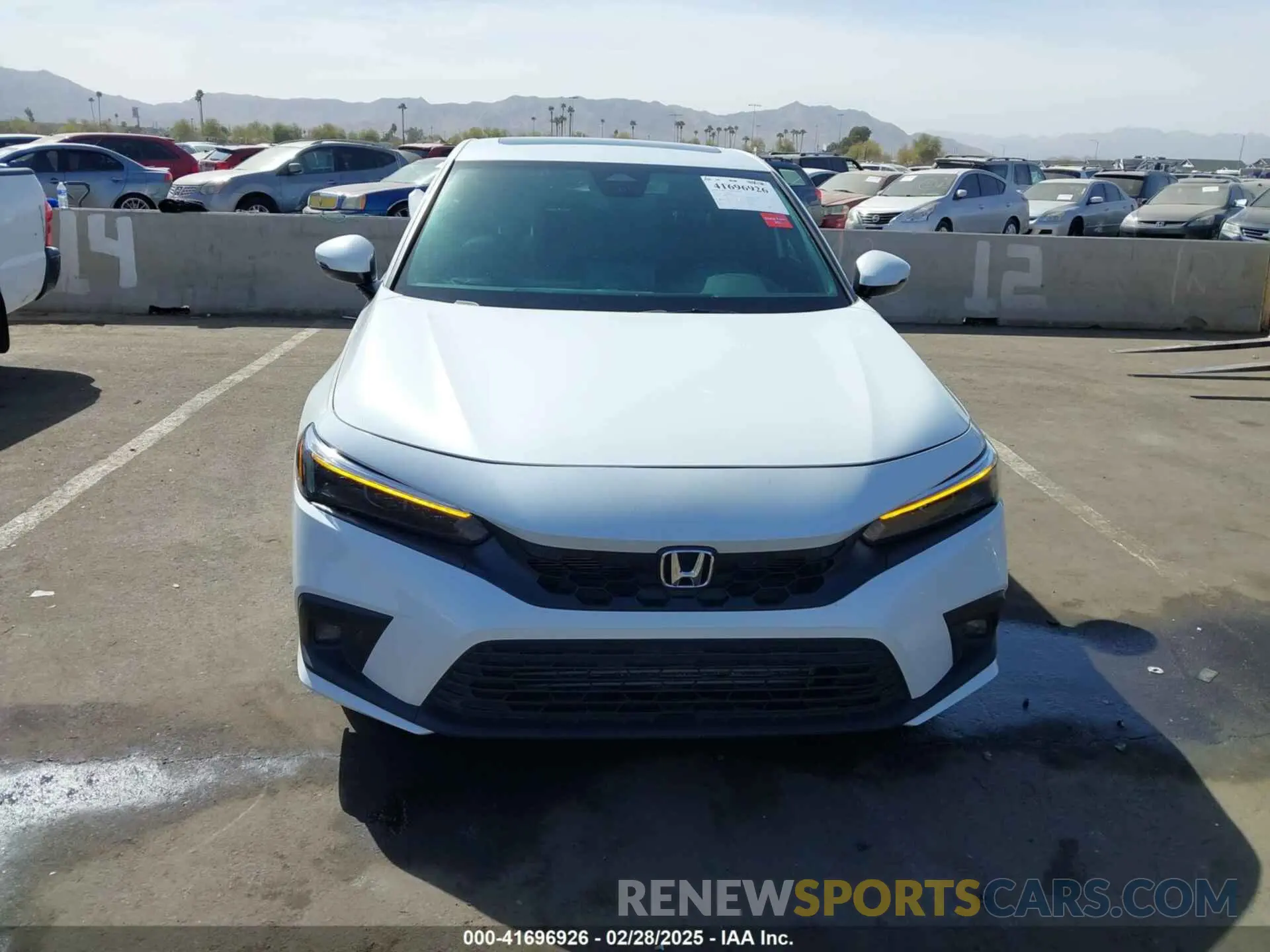 11 Photograph of a damaged car 19XFL1H8XPE001868 HONDA CIVIC 2023