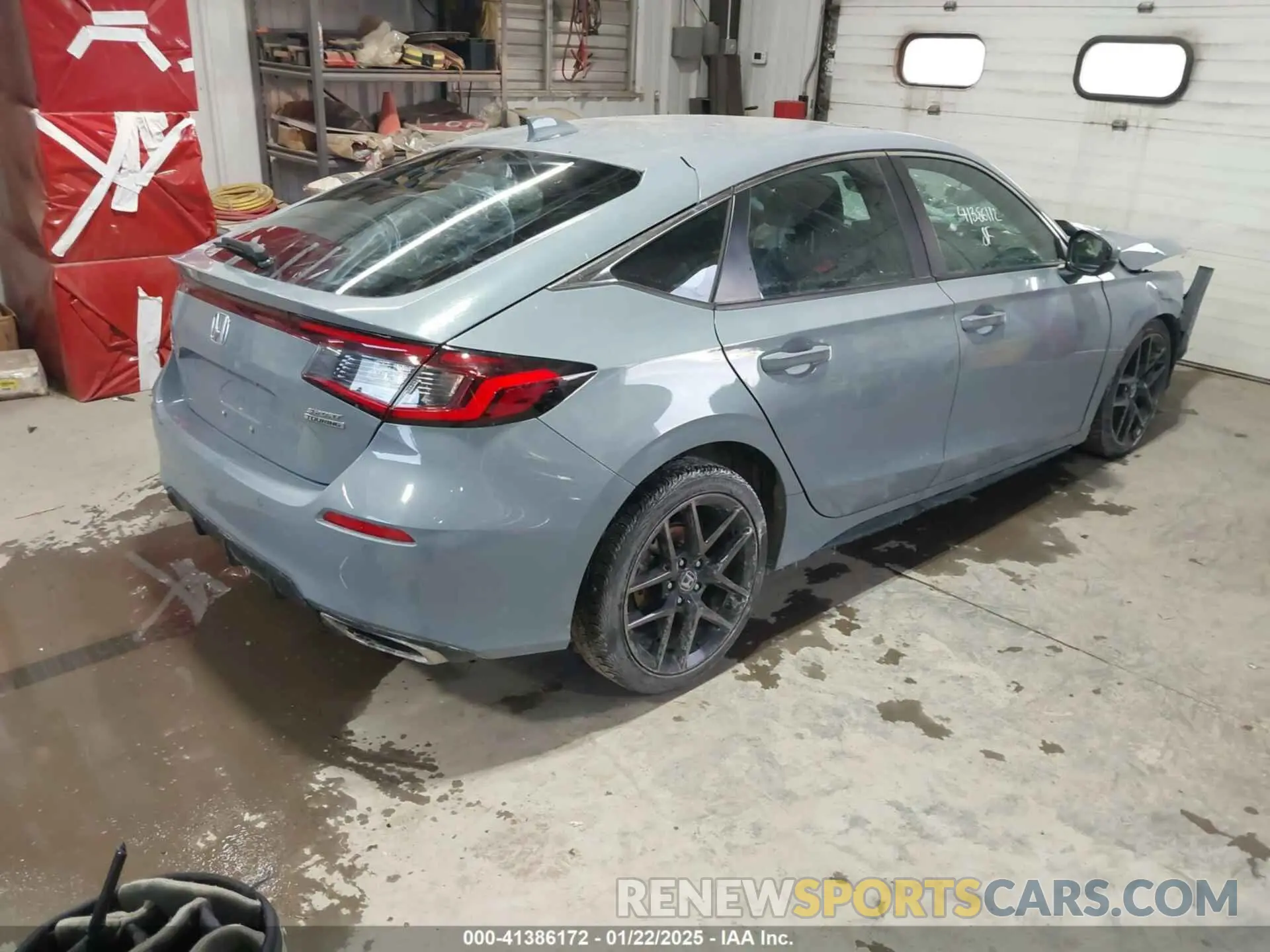 4 Photograph of a damaged car 19XFL1H8XPE006312 HONDA CIVIC 2023