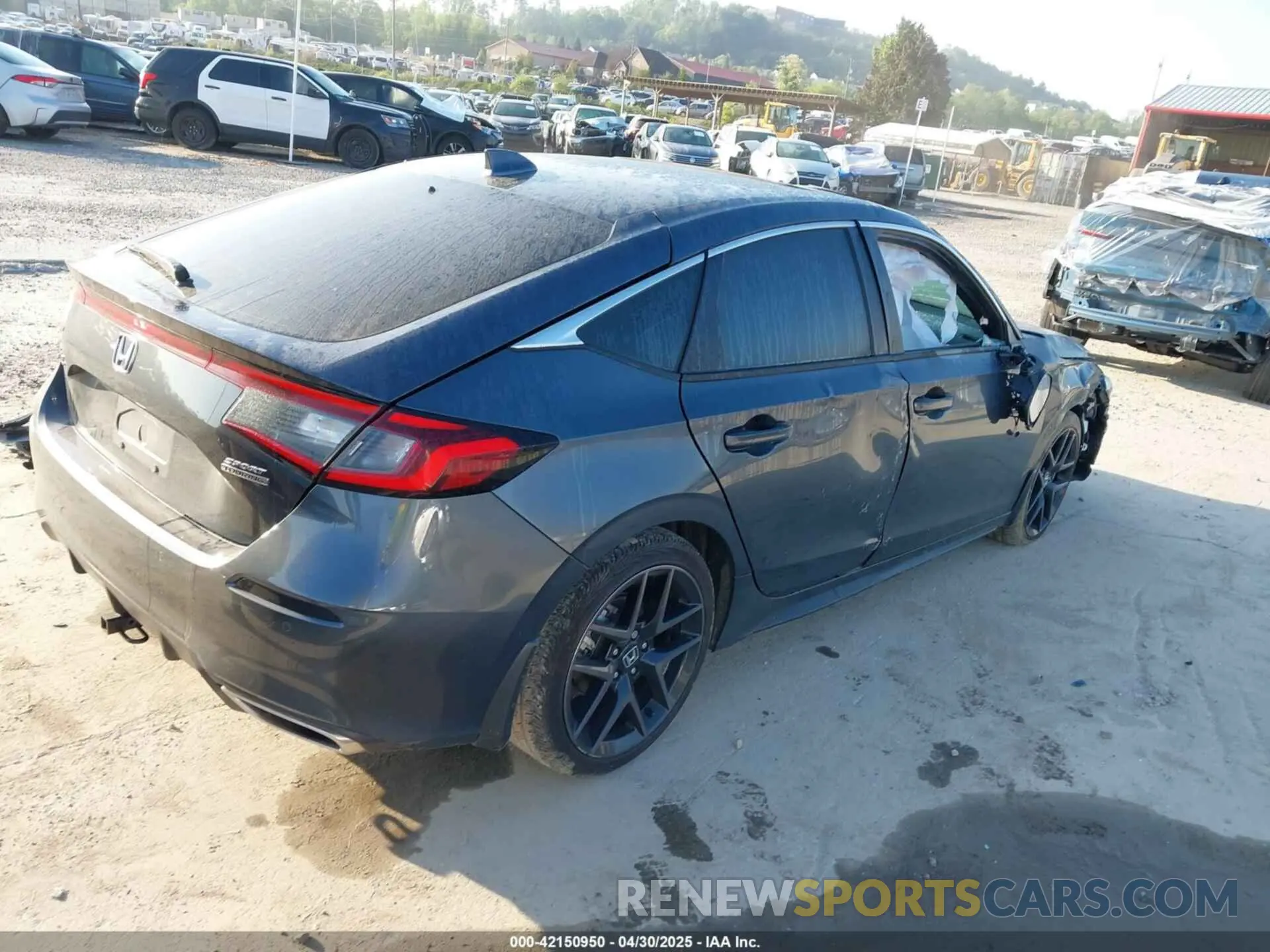 4 Photograph of a damaged car 19XFL1H8XPE006441 HONDA CIVIC 2023