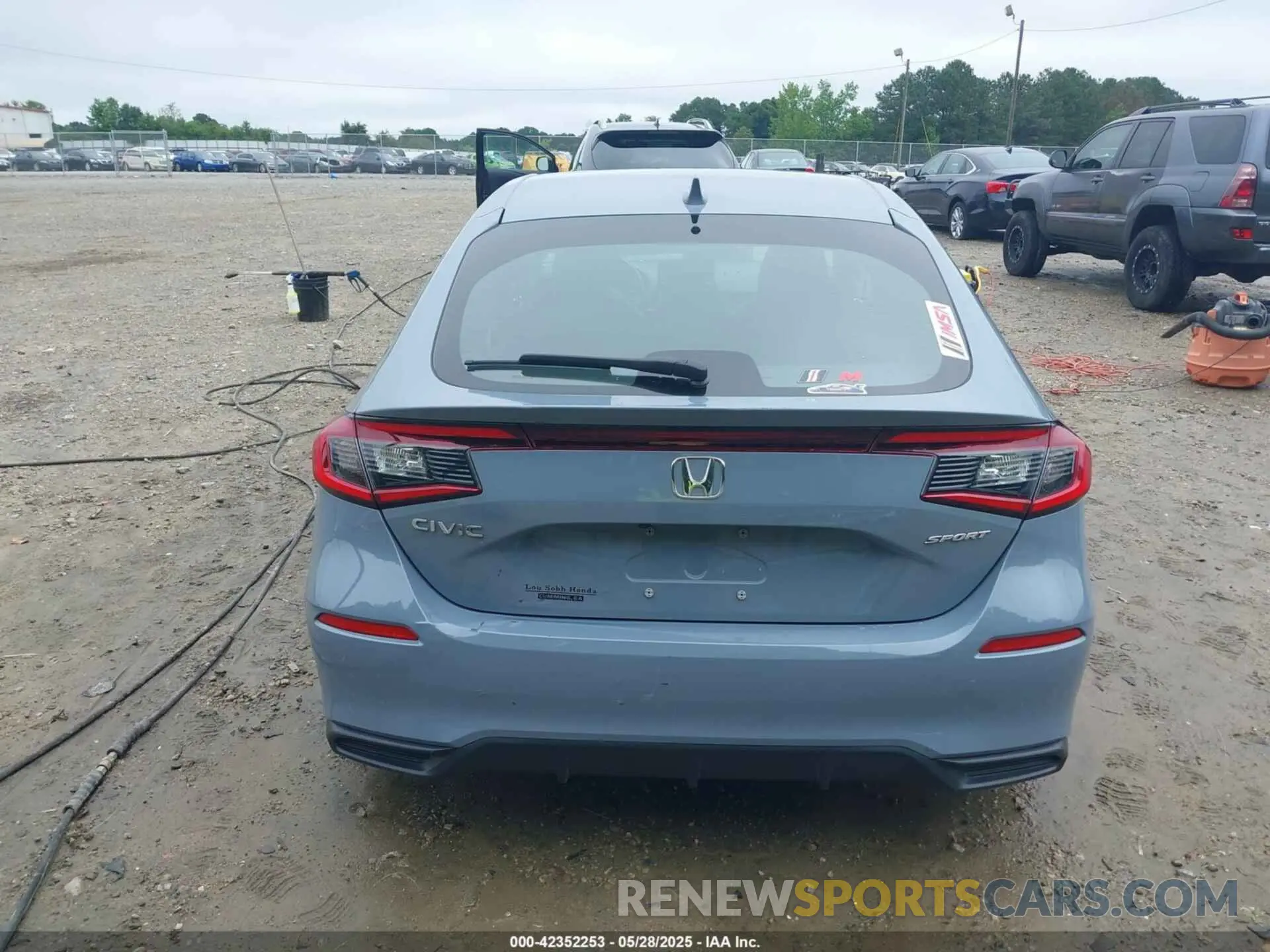 17 Photograph of a damaged car 19XFL2G87PE014715 HONDA CIVIC 2023