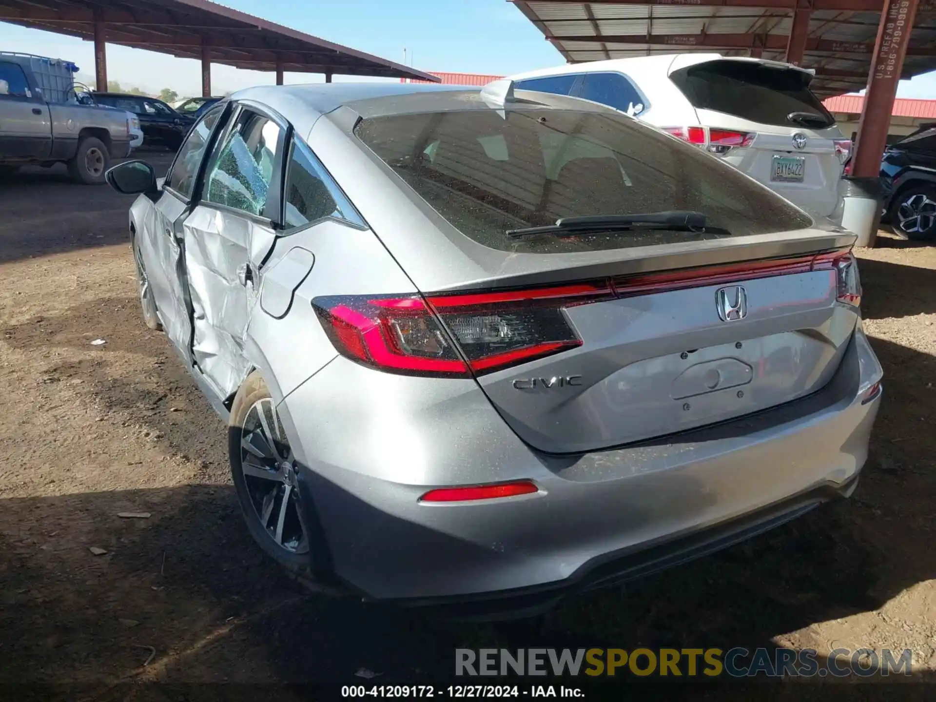 3 Photograph of a damaged car 19XFL2H50PE021073 HONDA CIVIC 2023