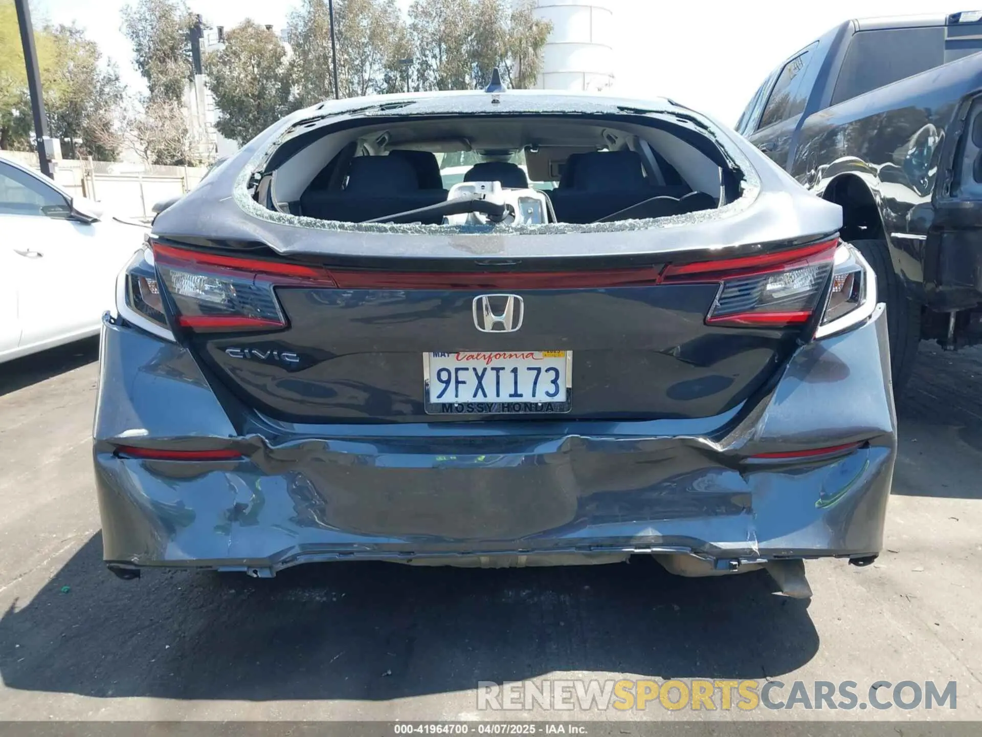 6 Photograph of a damaged car 19XFL2H51PE014150 HONDA CIVIC 2023