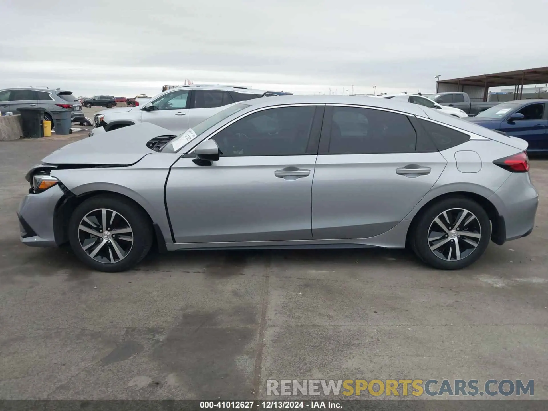 14 Photograph of a damaged car 19XFL2H51PE017226 HONDA CIVIC 2023