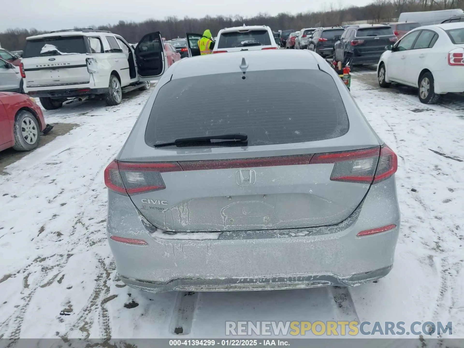 16 Photograph of a damaged car 19XFL2H58PE008801 HONDA CIVIC 2023