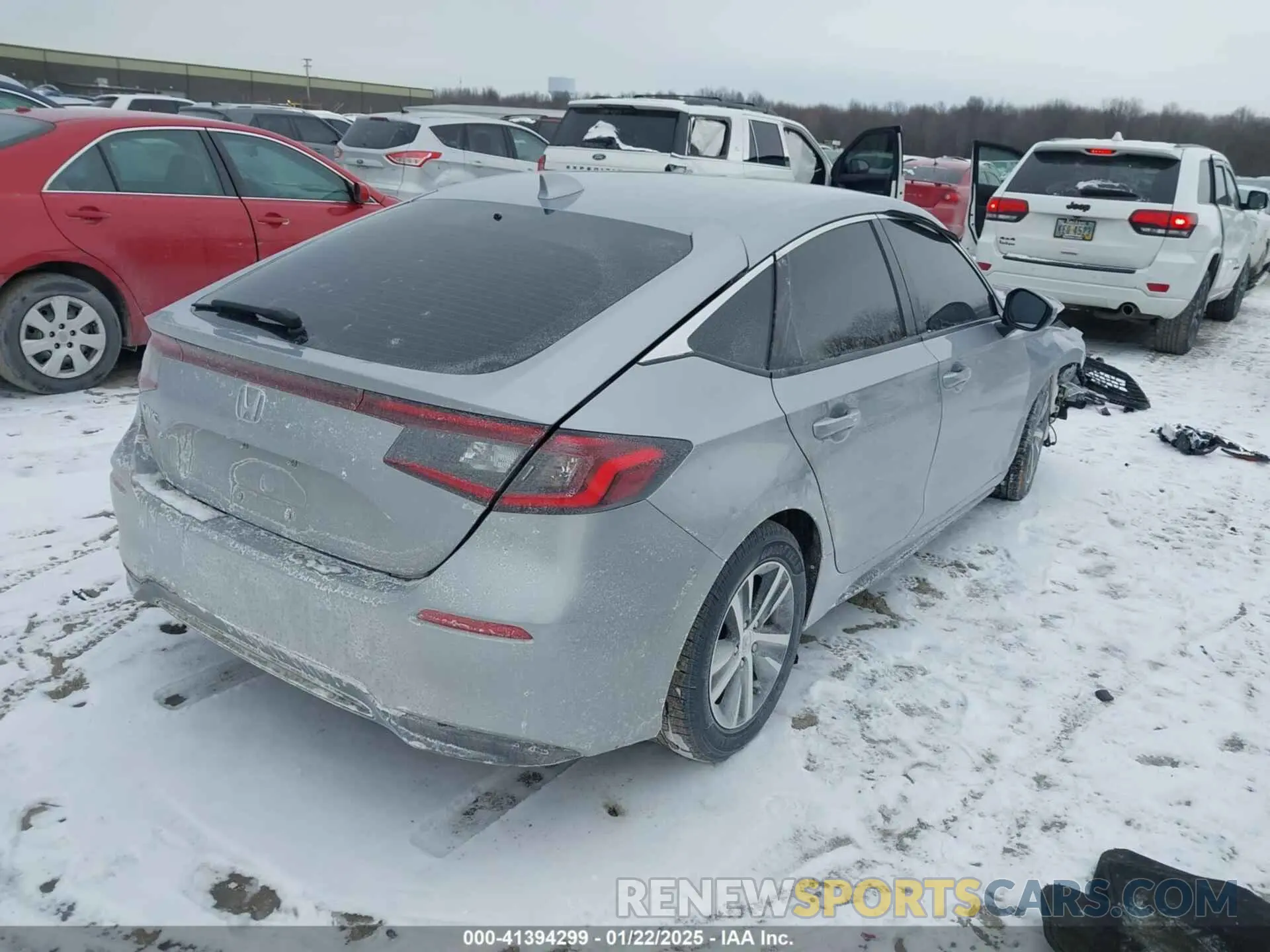 4 Photograph of a damaged car 19XFL2H58PE008801 HONDA CIVIC 2023