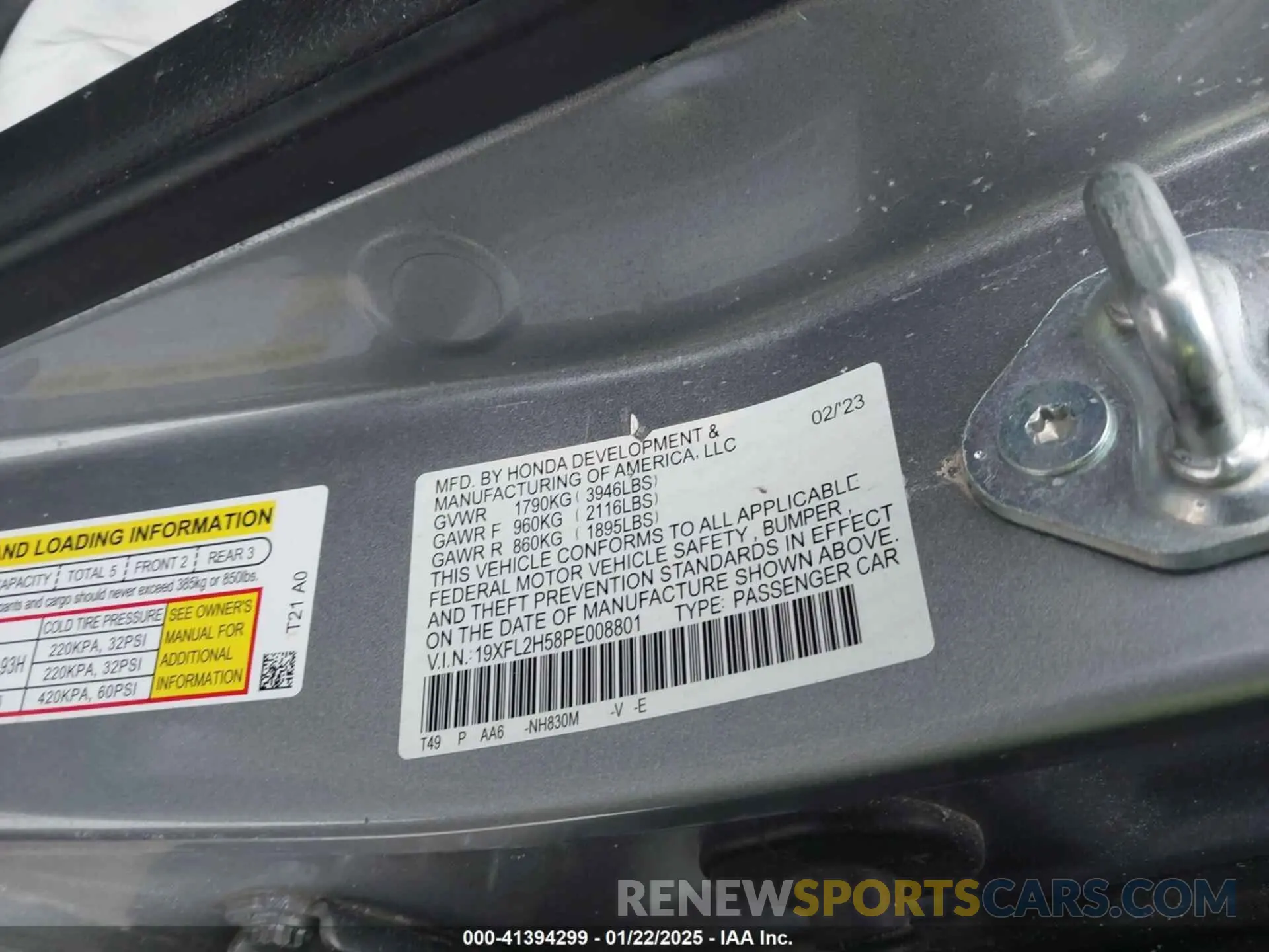 9 Photograph of a damaged car 19XFL2H58PE008801 HONDA CIVIC 2023