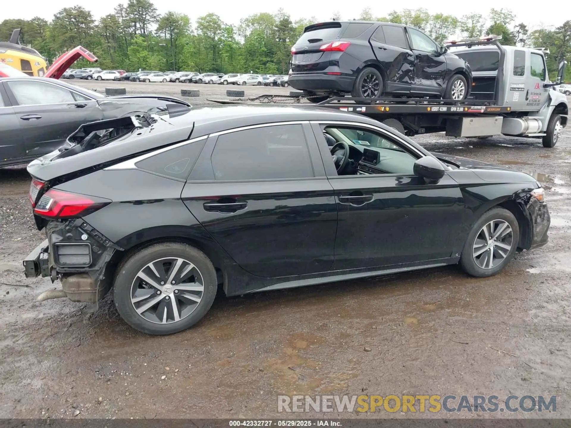 13 Photograph of a damaged car 19XFL2H58PE012640 HONDA CIVIC 2023