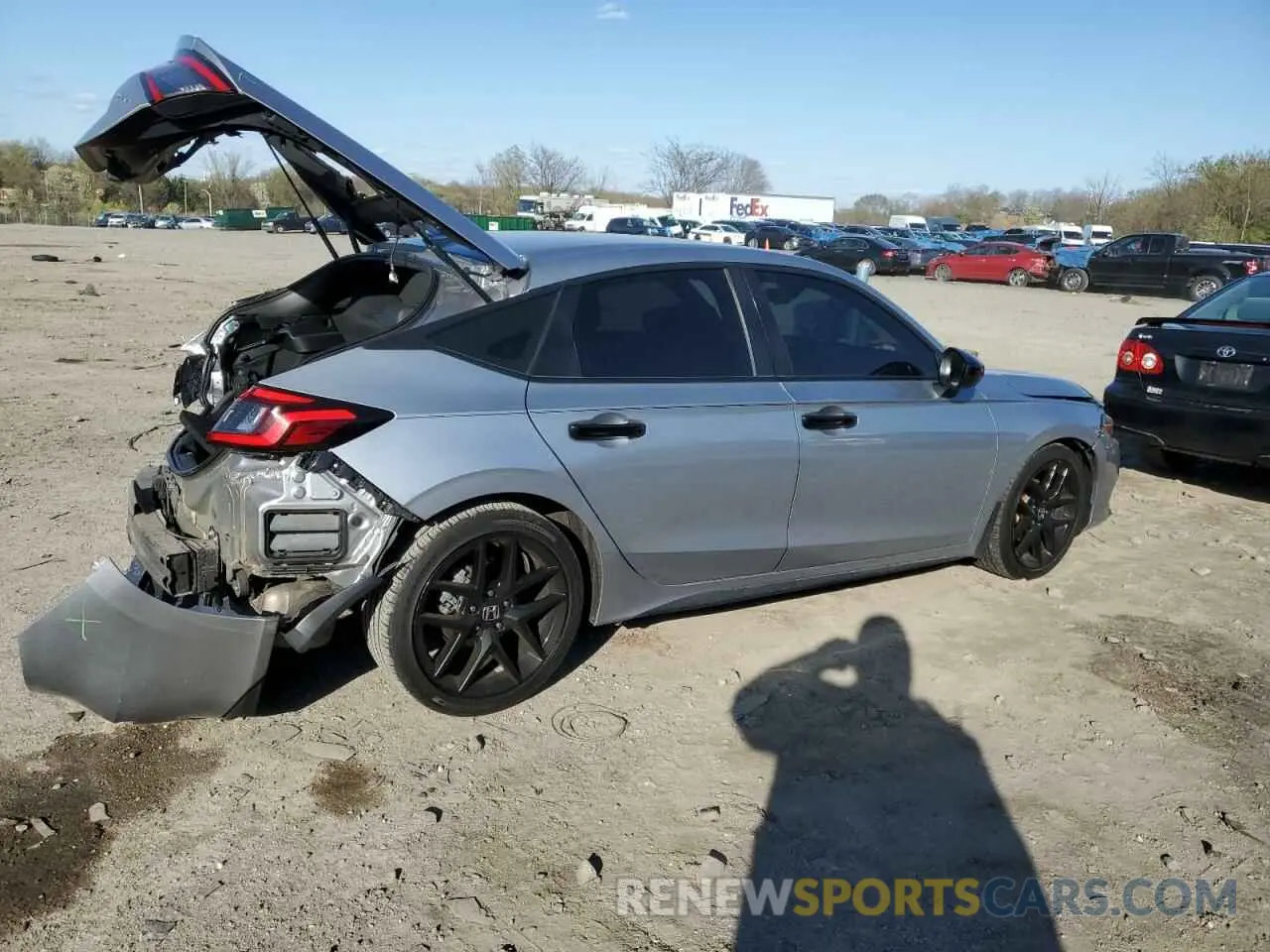 3 Photograph of a damaged car 19XFL2H80PE001402 HONDA CIVIC 2023