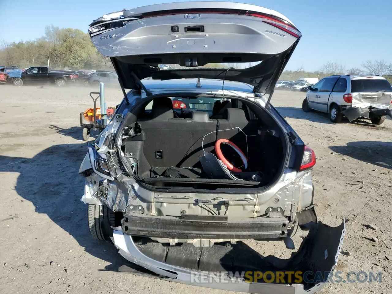 6 Photograph of a damaged car 19XFL2H80PE001402 HONDA CIVIC 2023