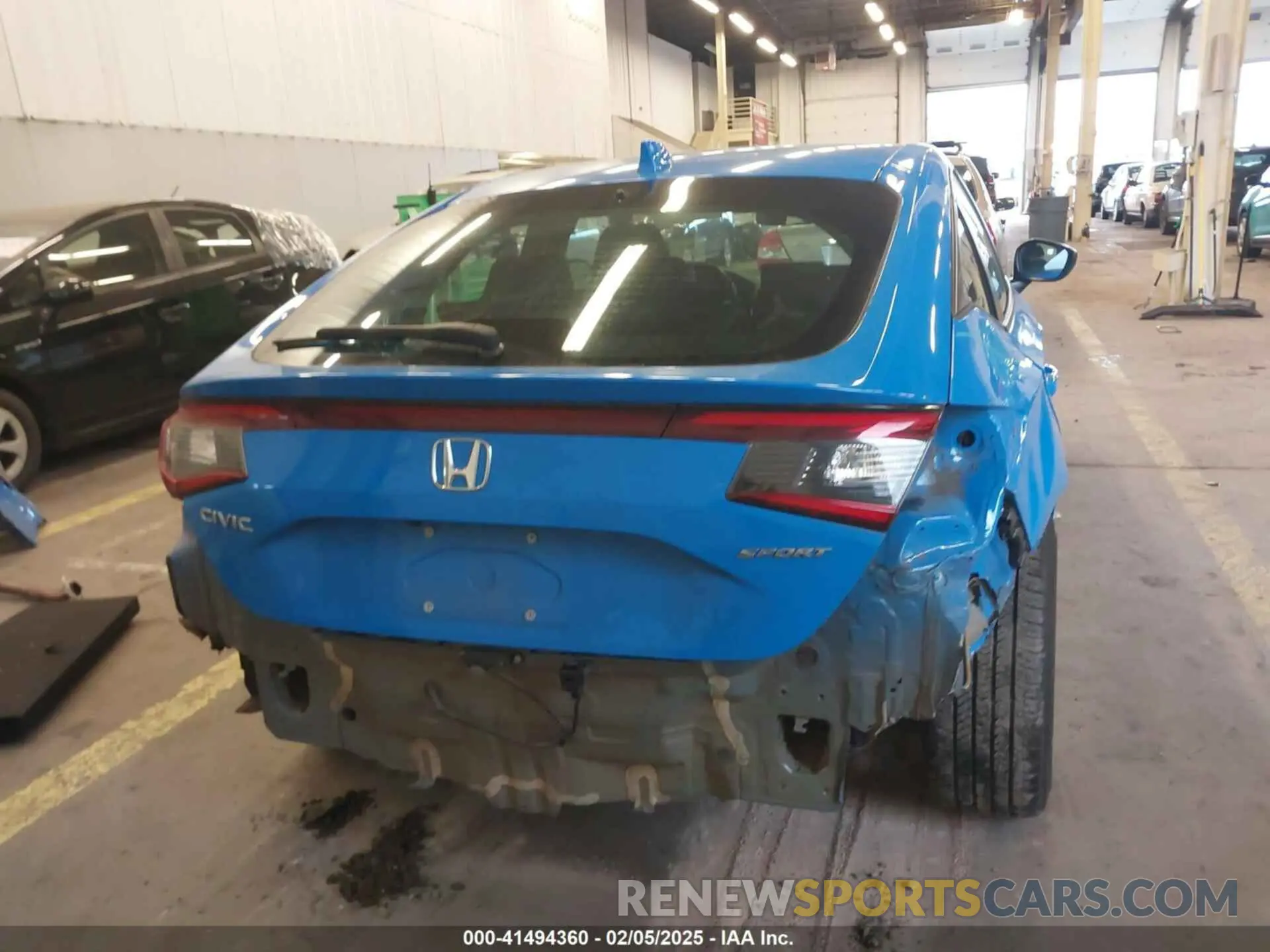 17 Photograph of a damaged car 19XFL2H81PE006415 HONDA CIVIC 2023
