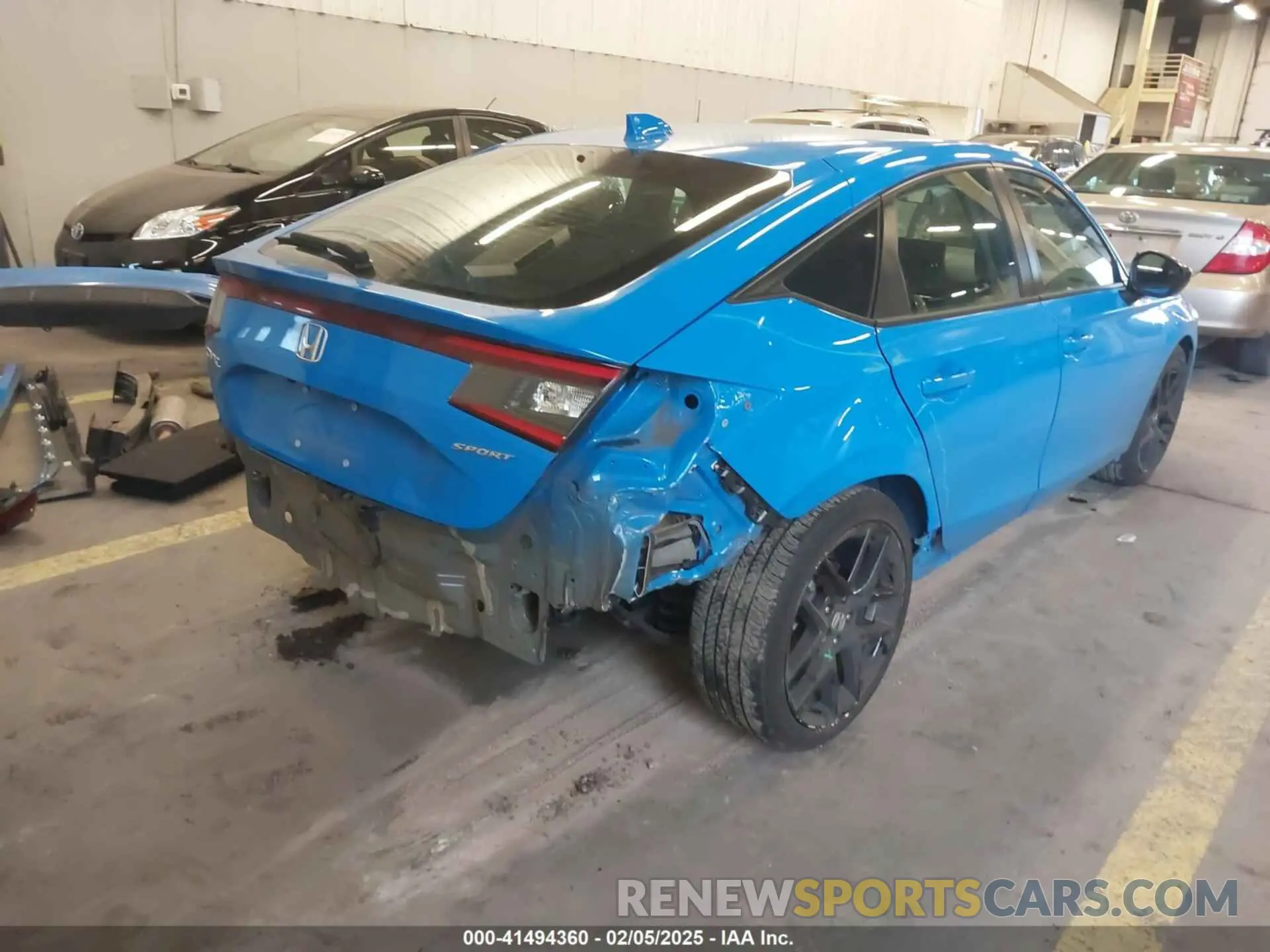 4 Photograph of a damaged car 19XFL2H81PE006415 HONDA CIVIC 2023