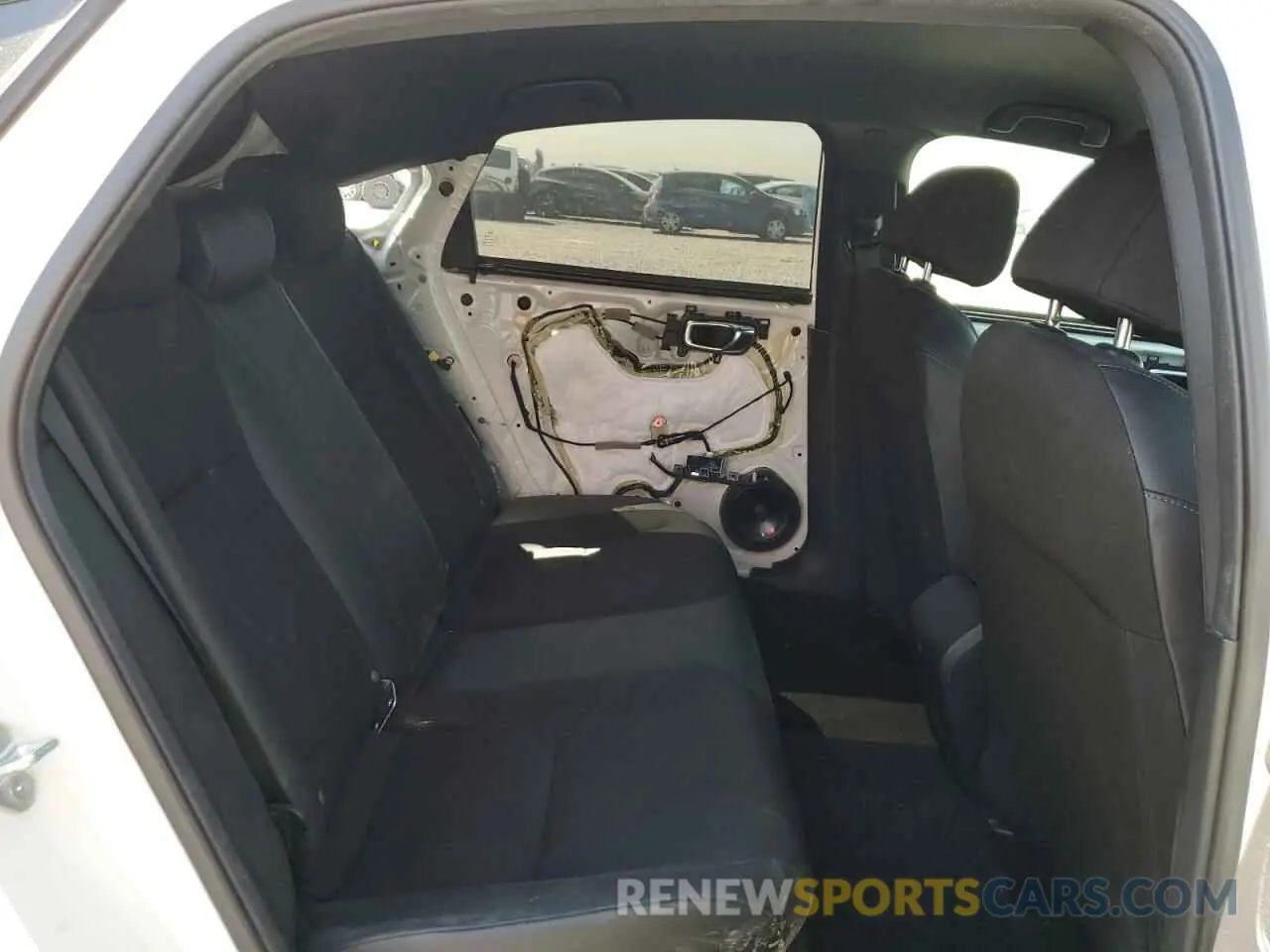 10 Photograph of a damaged car 19XFL2H81PE010979 HONDA CIVIC 2023