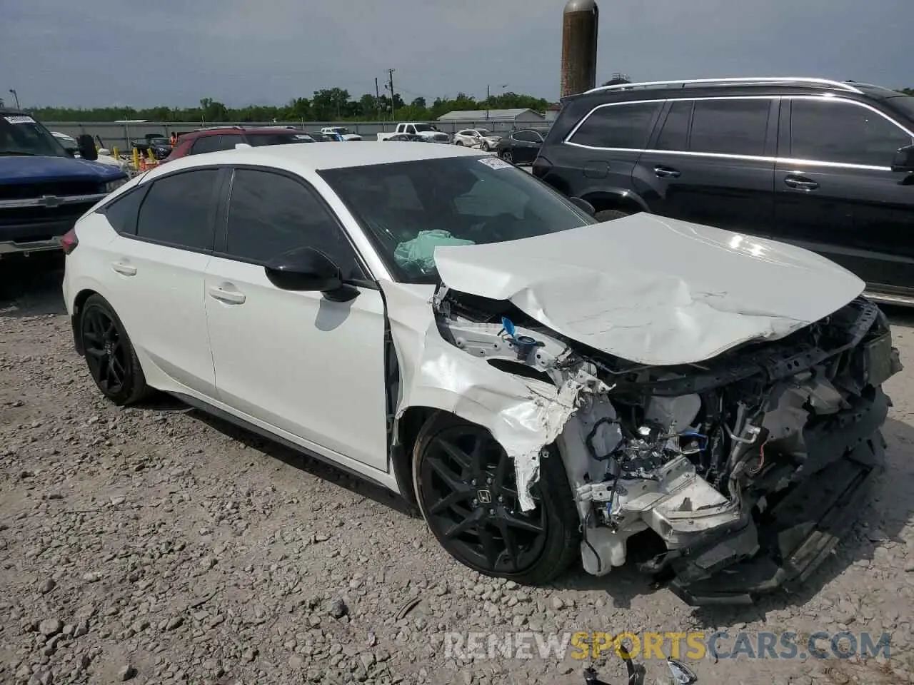 4 Photograph of a damaged car 19XFL2H82PE001787 HONDA CIVIC 2023