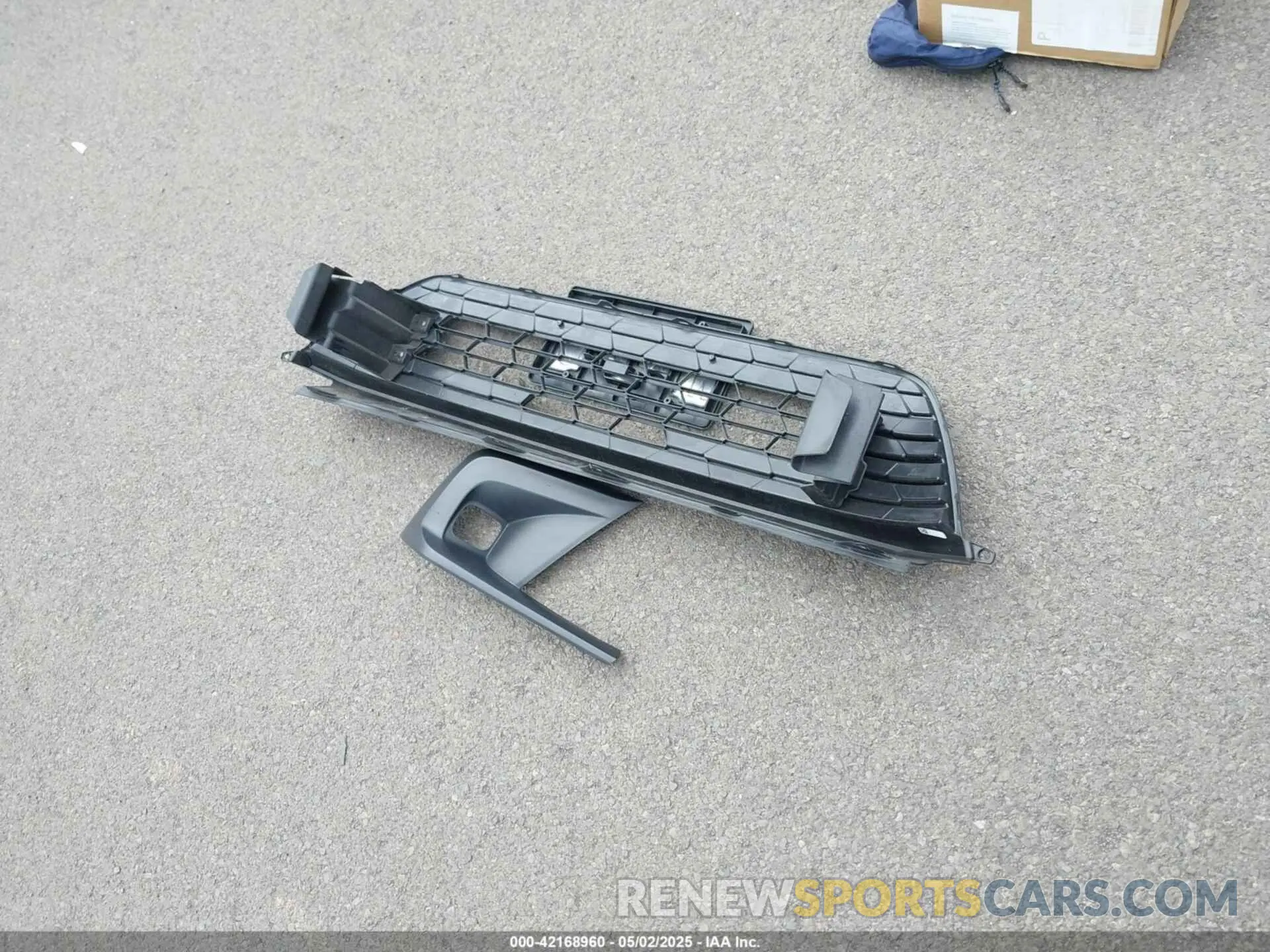 12 Photograph of a damaged car 19XFL2H82PE013258 HONDA CIVIC 2023