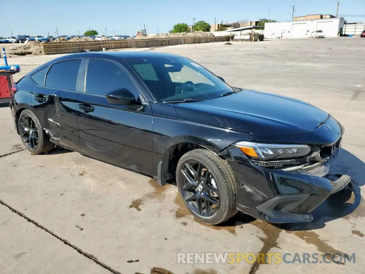4 Photograph of a damaged car 19XFL2H82PE013762 HONDA CIVIC 2023