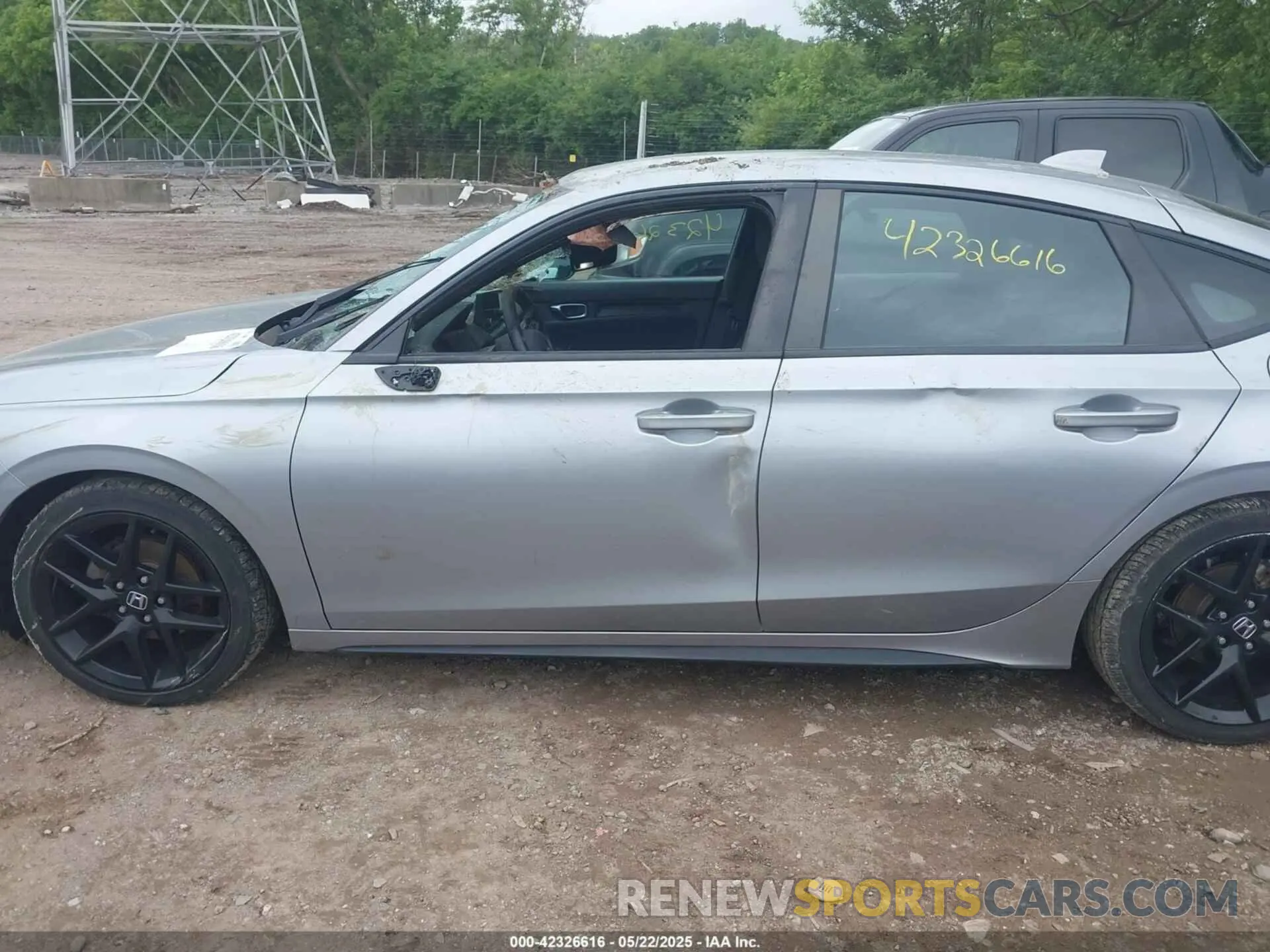 14 Photograph of a damaged car 19XFL2H83PE000910 HONDA CIVIC 2023