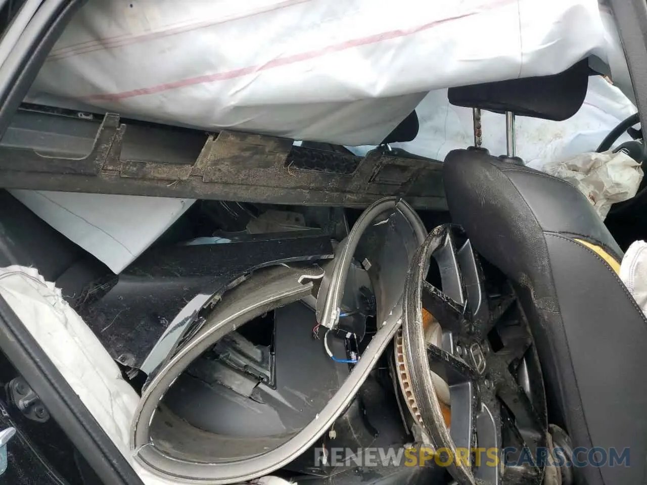 10 Photograph of a damaged car 19XFL2H83PE007243 HONDA CIVIC 2023