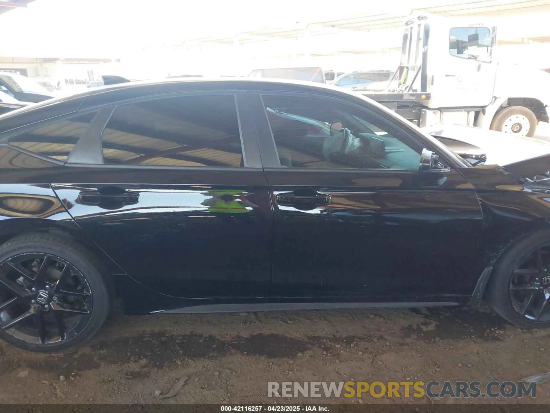14 Photograph of a damaged car 19XFL2H83PE013527 HONDA CIVIC 2023
