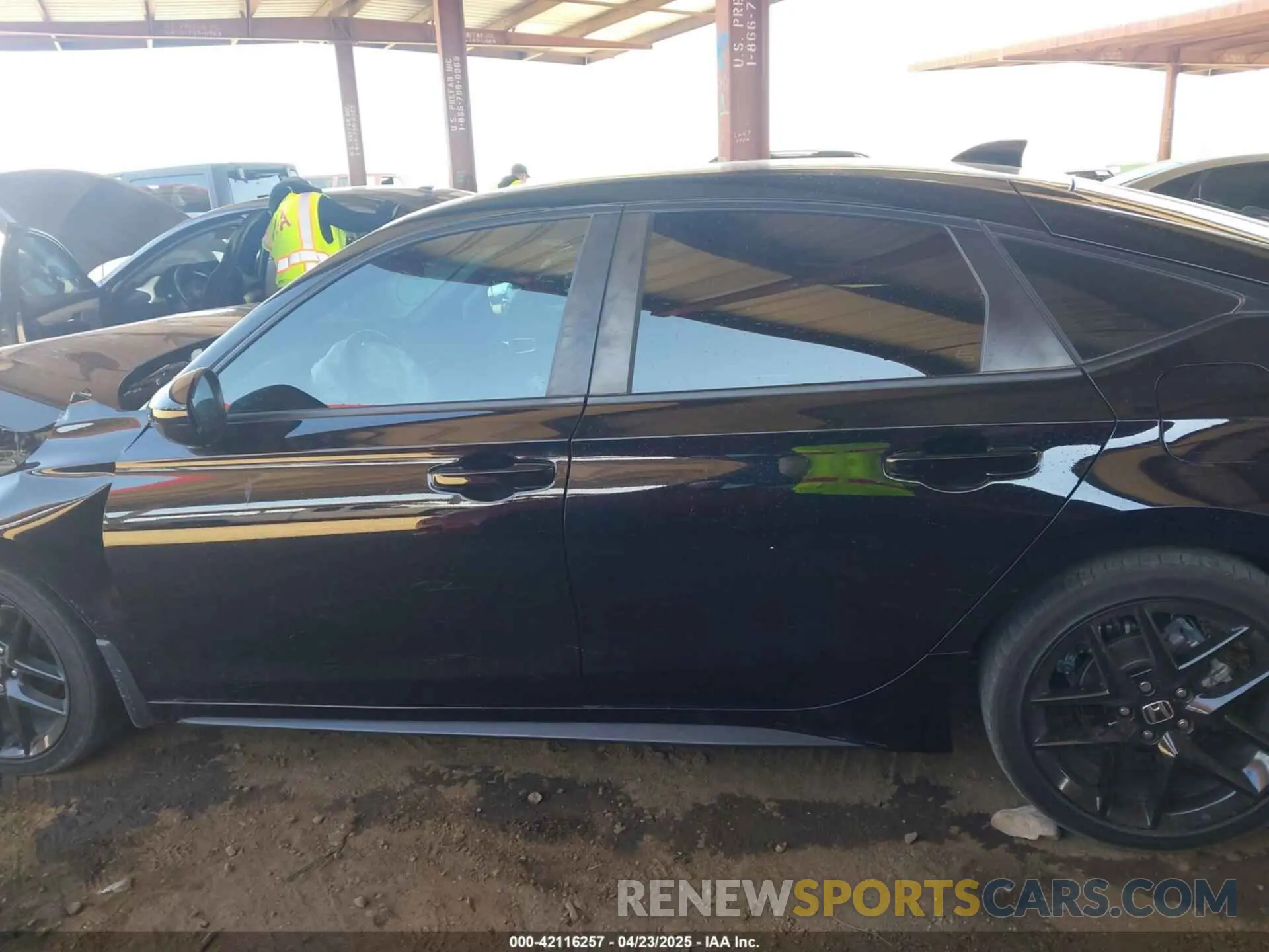 15 Photograph of a damaged car 19XFL2H83PE013527 HONDA CIVIC 2023