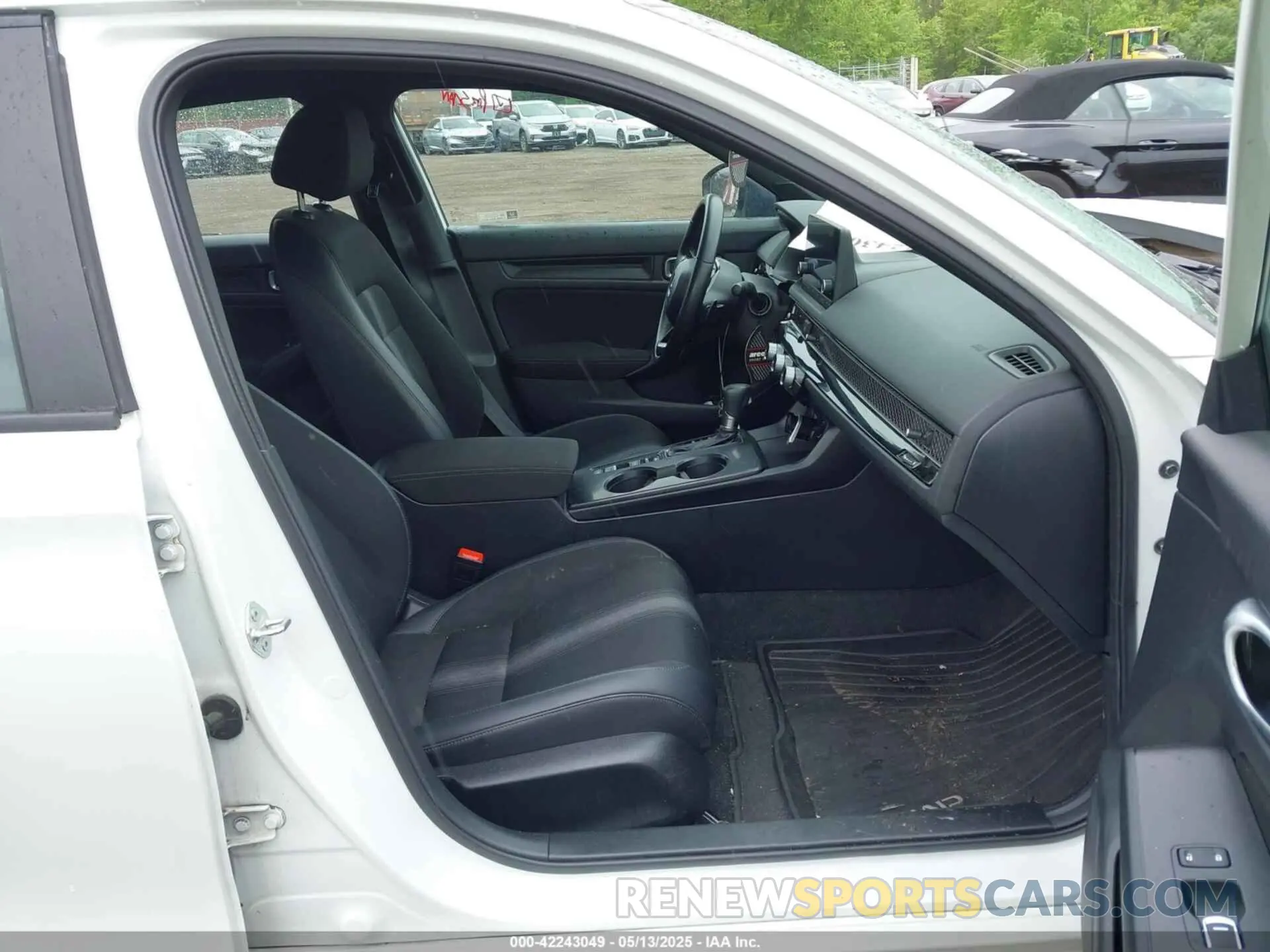 5 Photograph of a damaged car 19XFL2H83PE018727 HONDA CIVIC 2023