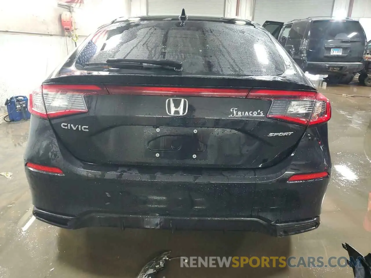 6 Photograph of a damaged car 19XFL2H84PE007185 HONDA CIVIC 2023