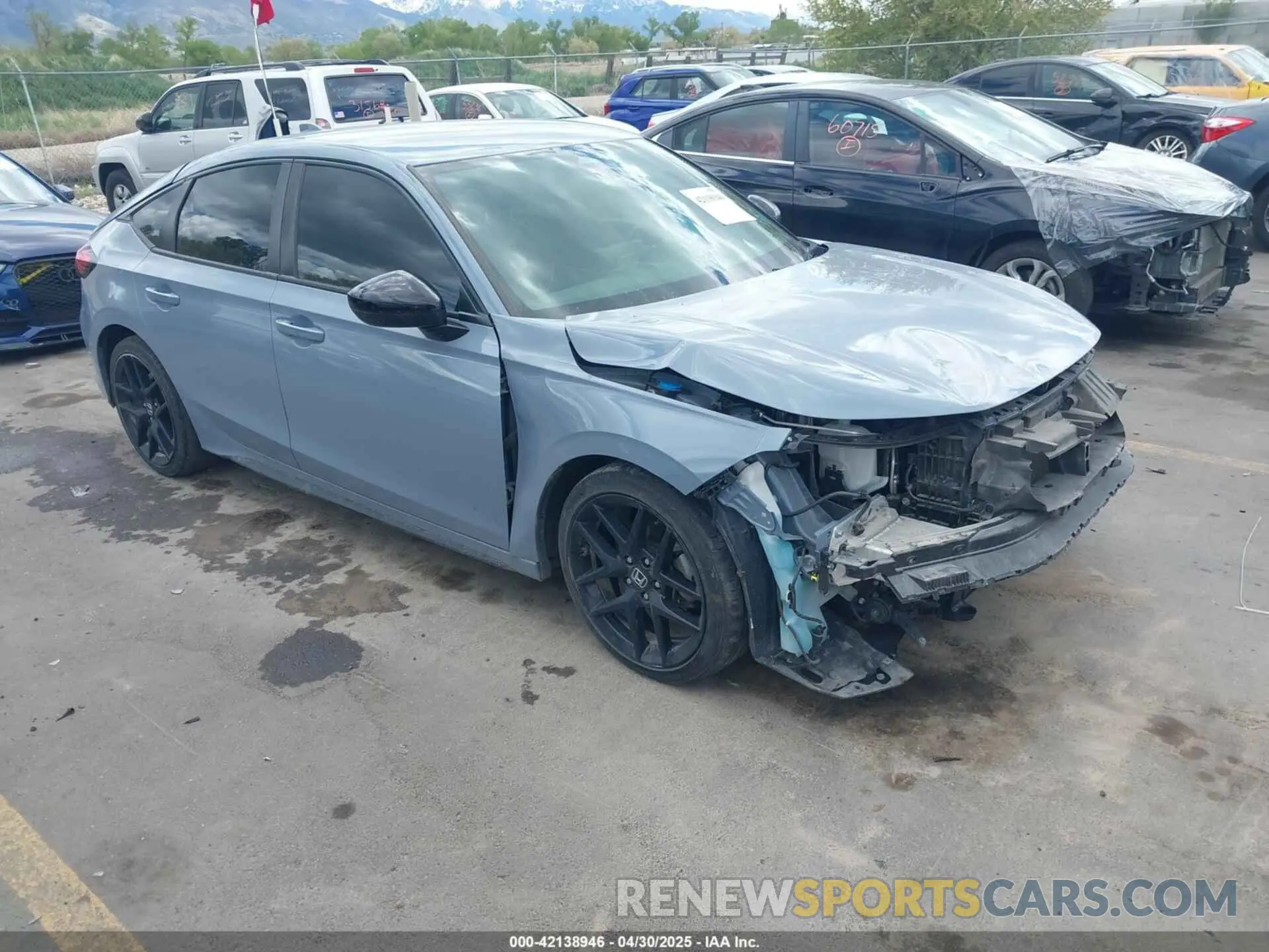 1 Photograph of a damaged car 19XFL2H84PE010295 HONDA CIVIC 2023