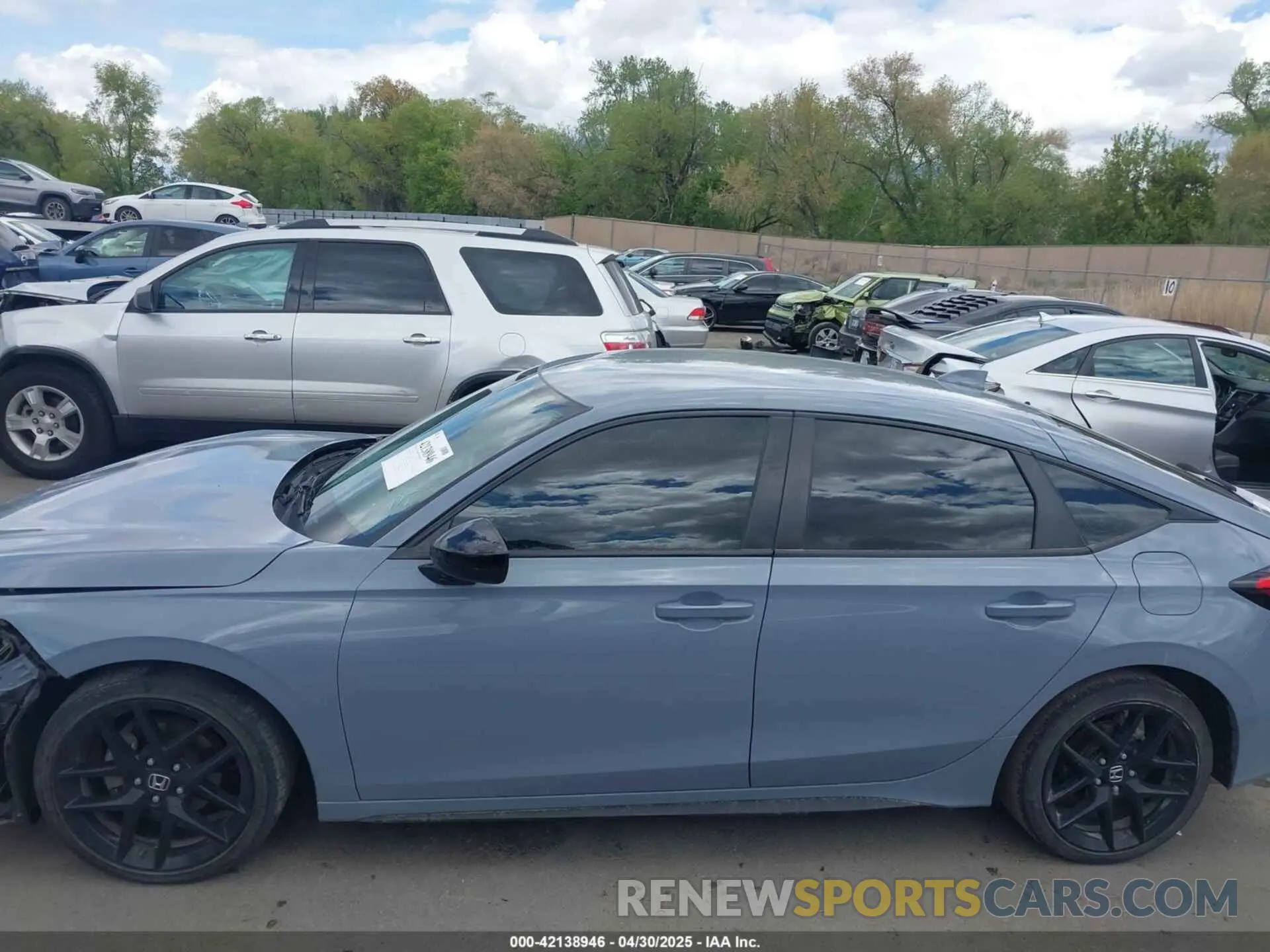 15 Photograph of a damaged car 19XFL2H84PE010295 HONDA CIVIC 2023