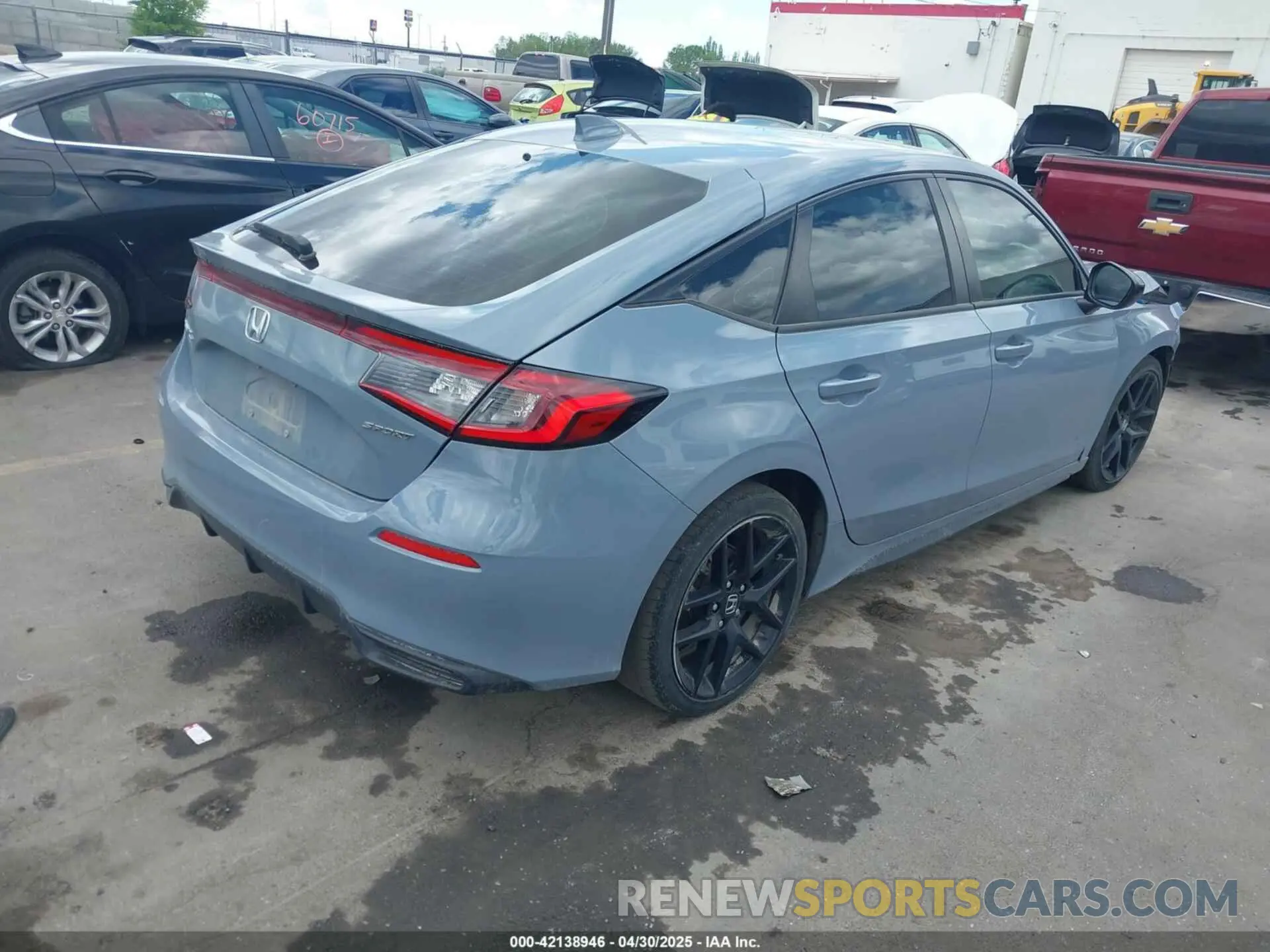 4 Photograph of a damaged car 19XFL2H84PE010295 HONDA CIVIC 2023