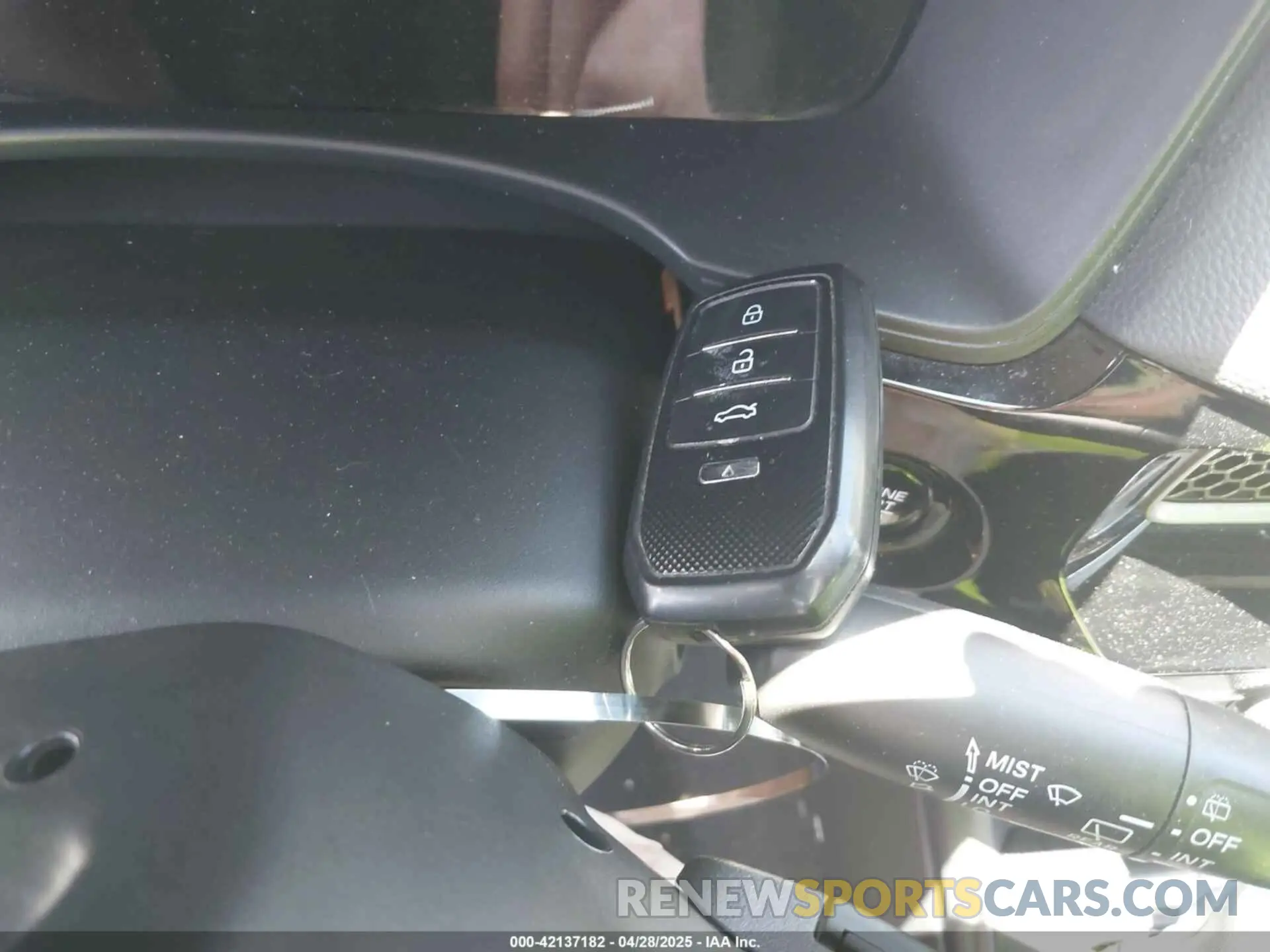 11 Photograph of a damaged car 19XFL2H84PE019966 HONDA CIVIC 2023