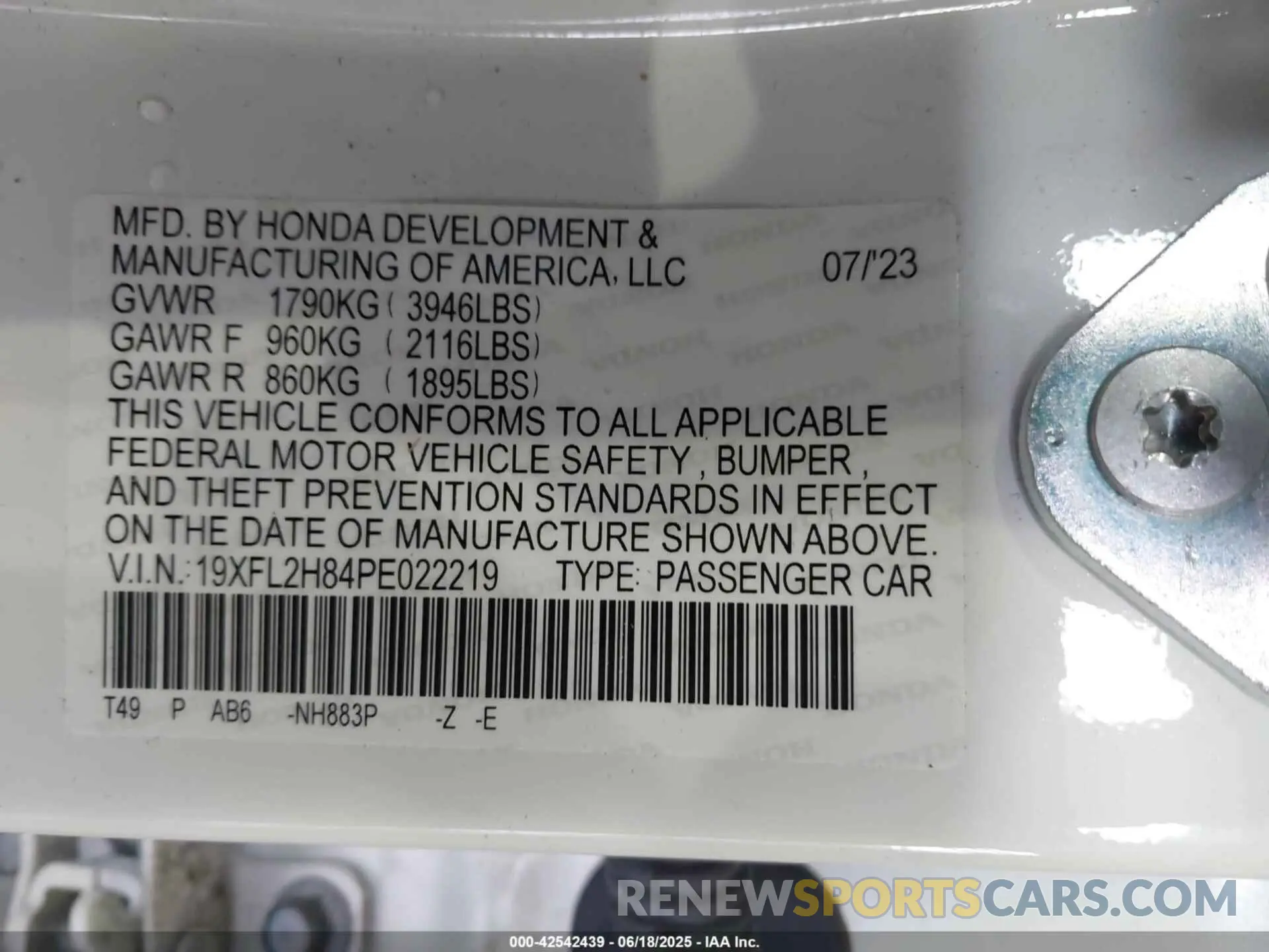 9 Photograph of a damaged car 19XFL2H84PE022219 HONDA CIVIC 2023