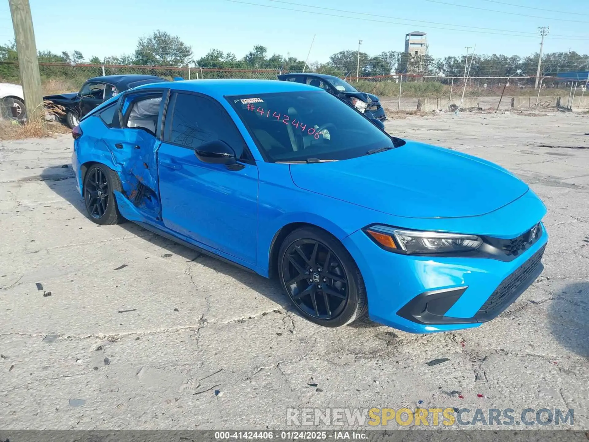 1 Photograph of a damaged car 19XFL2H85PE006840 HONDA CIVIC 2023
