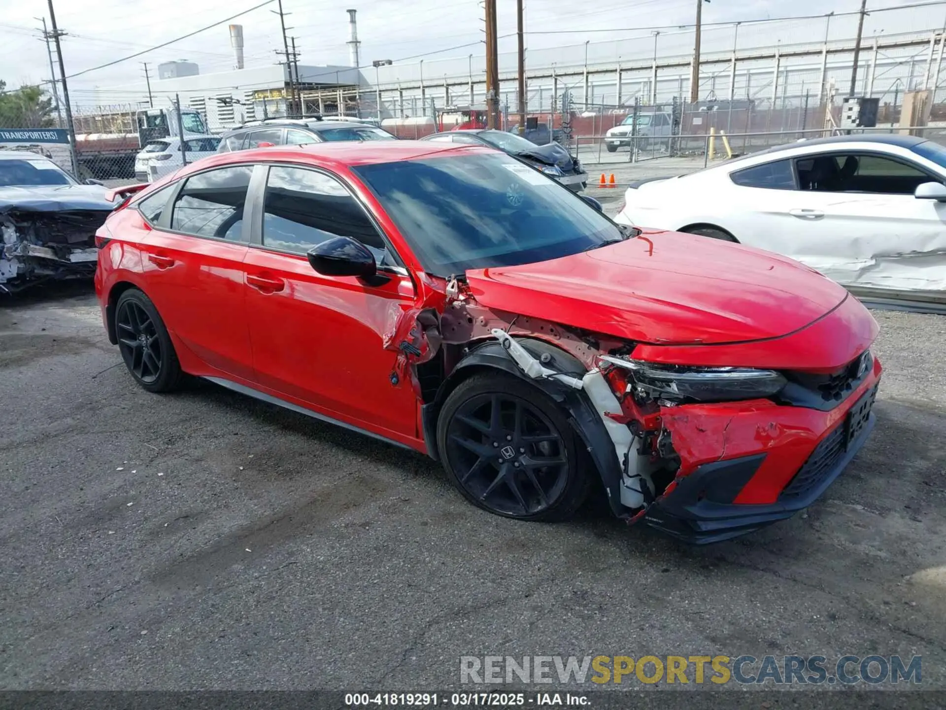 1 Photograph of a damaged car 19XFL2H85PE012038 HONDA CIVIC 2023