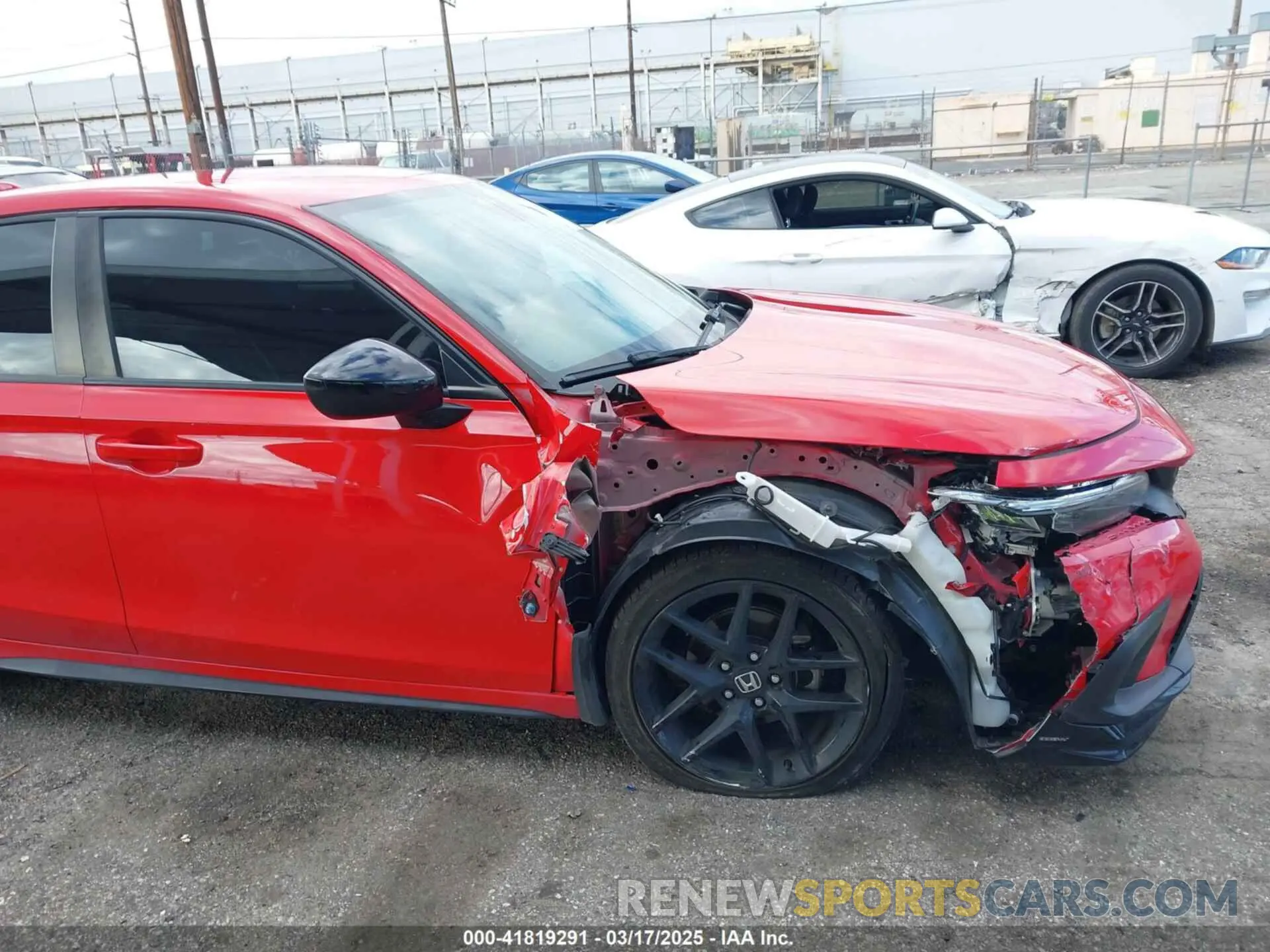 6 Photograph of a damaged car 19XFL2H85PE012038 HONDA CIVIC 2023