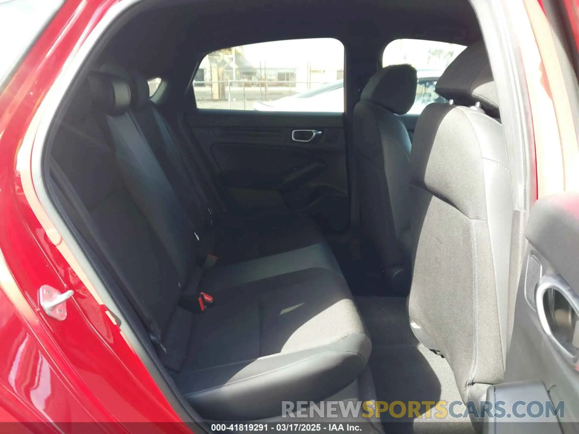8 Photograph of a damaged car 19XFL2H85PE012038 HONDA CIVIC 2023