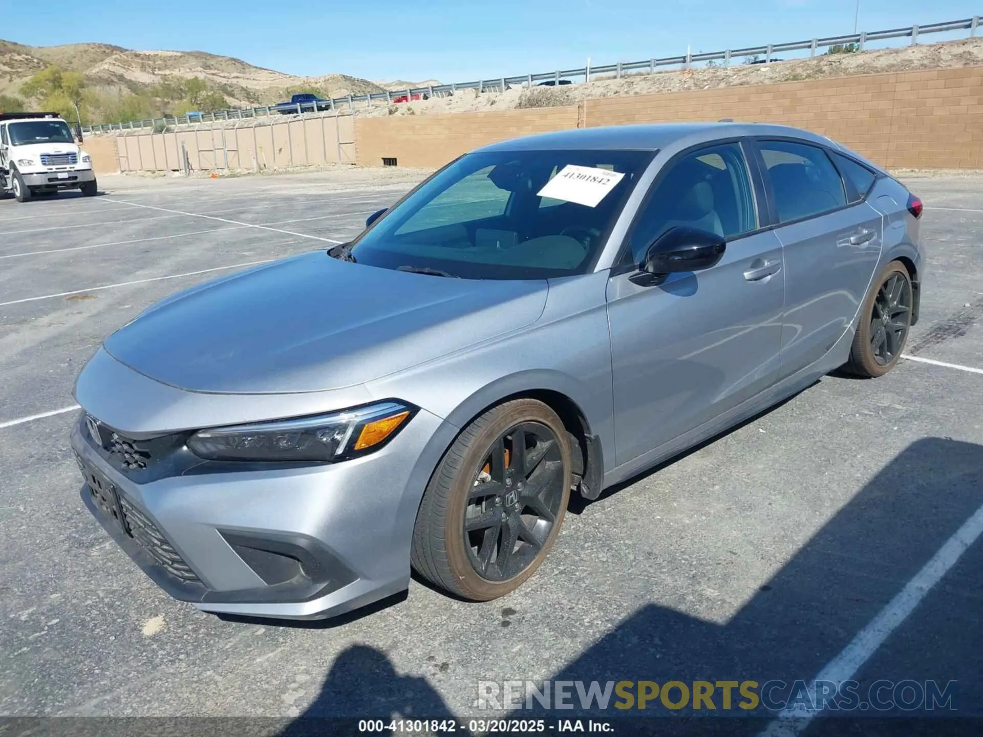 2 Photograph of a damaged car 19XFL2H86PE002828 HONDA CIVIC 2023