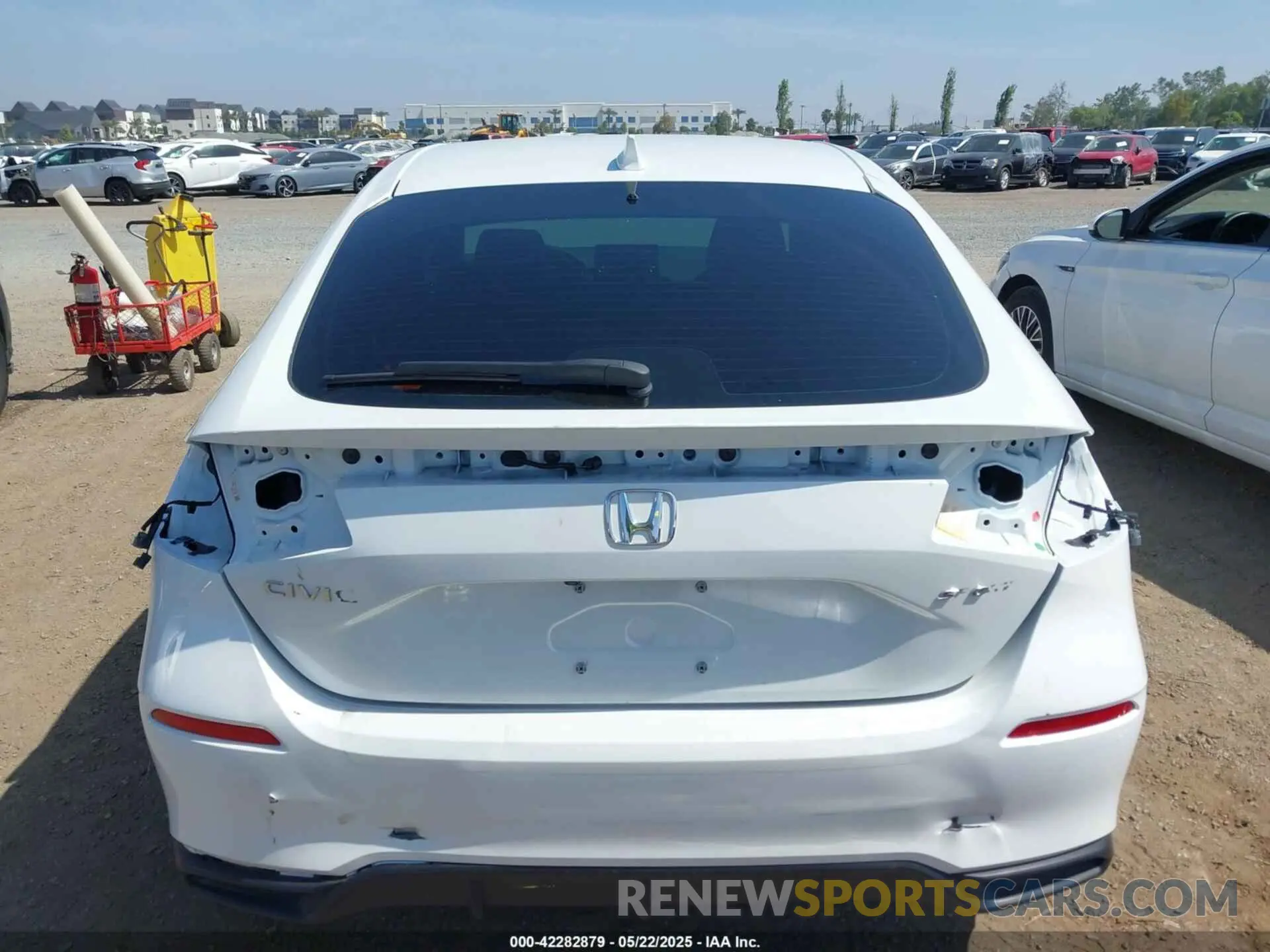 17 Photograph of a damaged car 19XFL2H86PE005986 HONDA CIVIC 2023