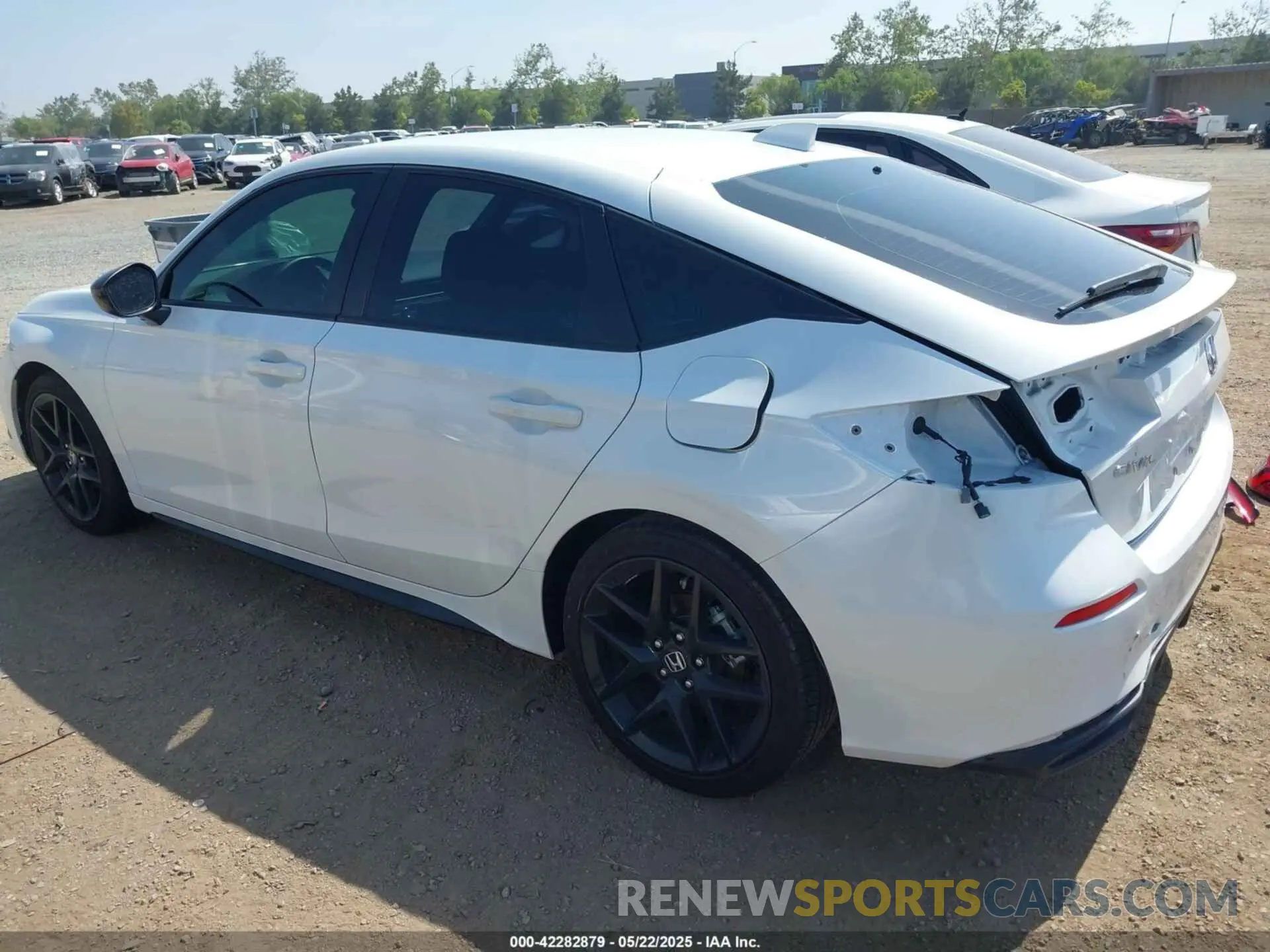 3 Photograph of a damaged car 19XFL2H86PE005986 HONDA CIVIC 2023