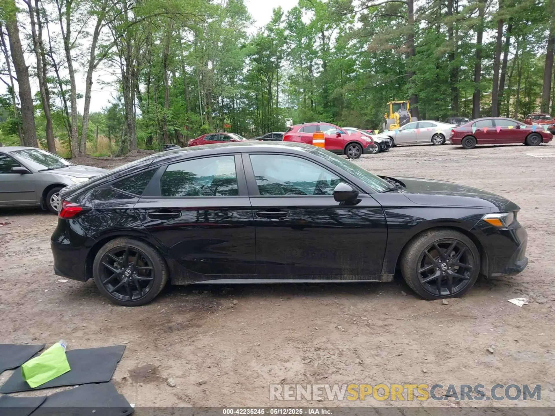 13 Photograph of a damaged car 19XFL2H87PE001364 HONDA CIVIC 2023