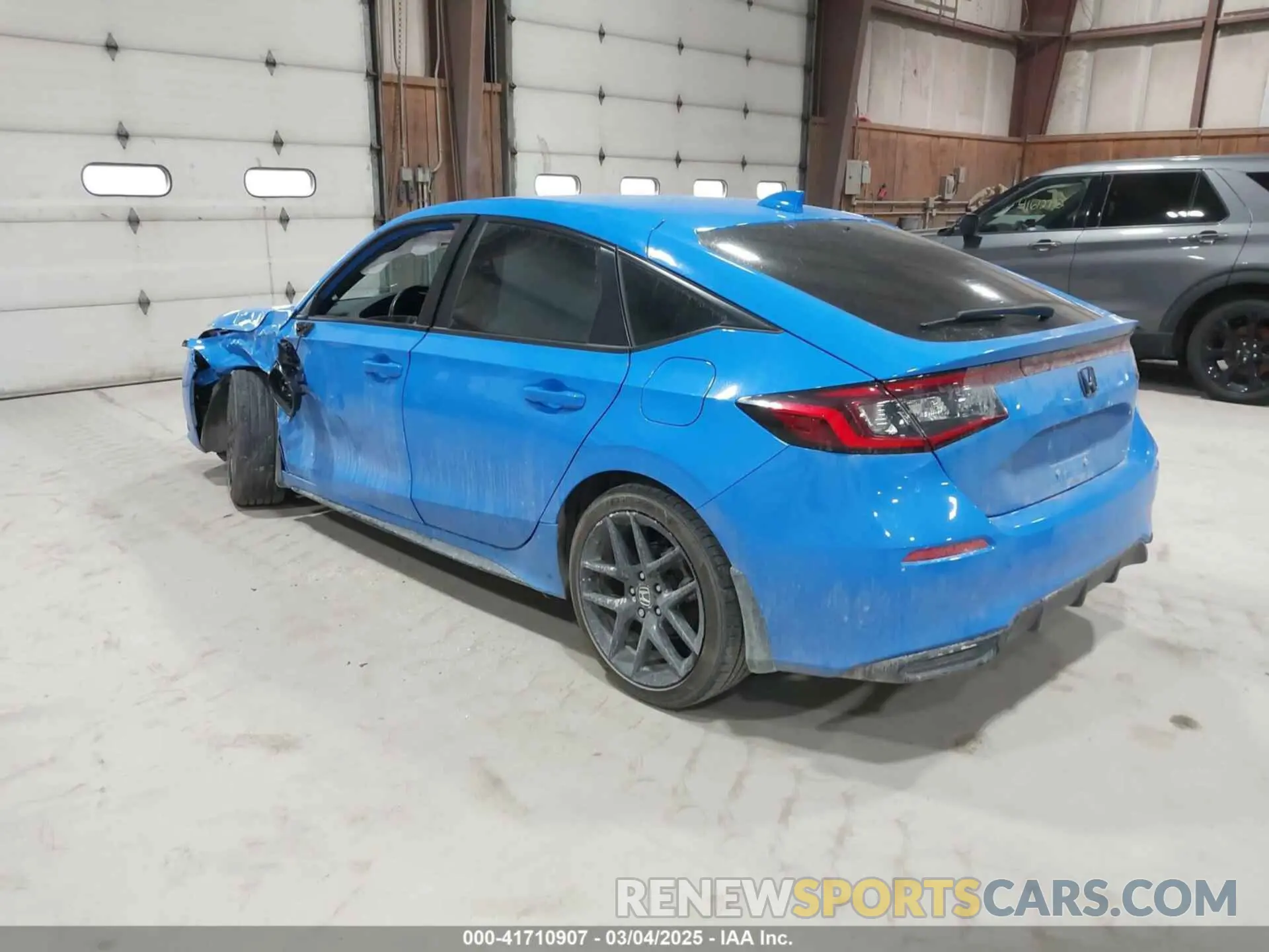 3 Photograph of a damaged car 19XFL2H87PE002241 HONDA CIVIC 2023