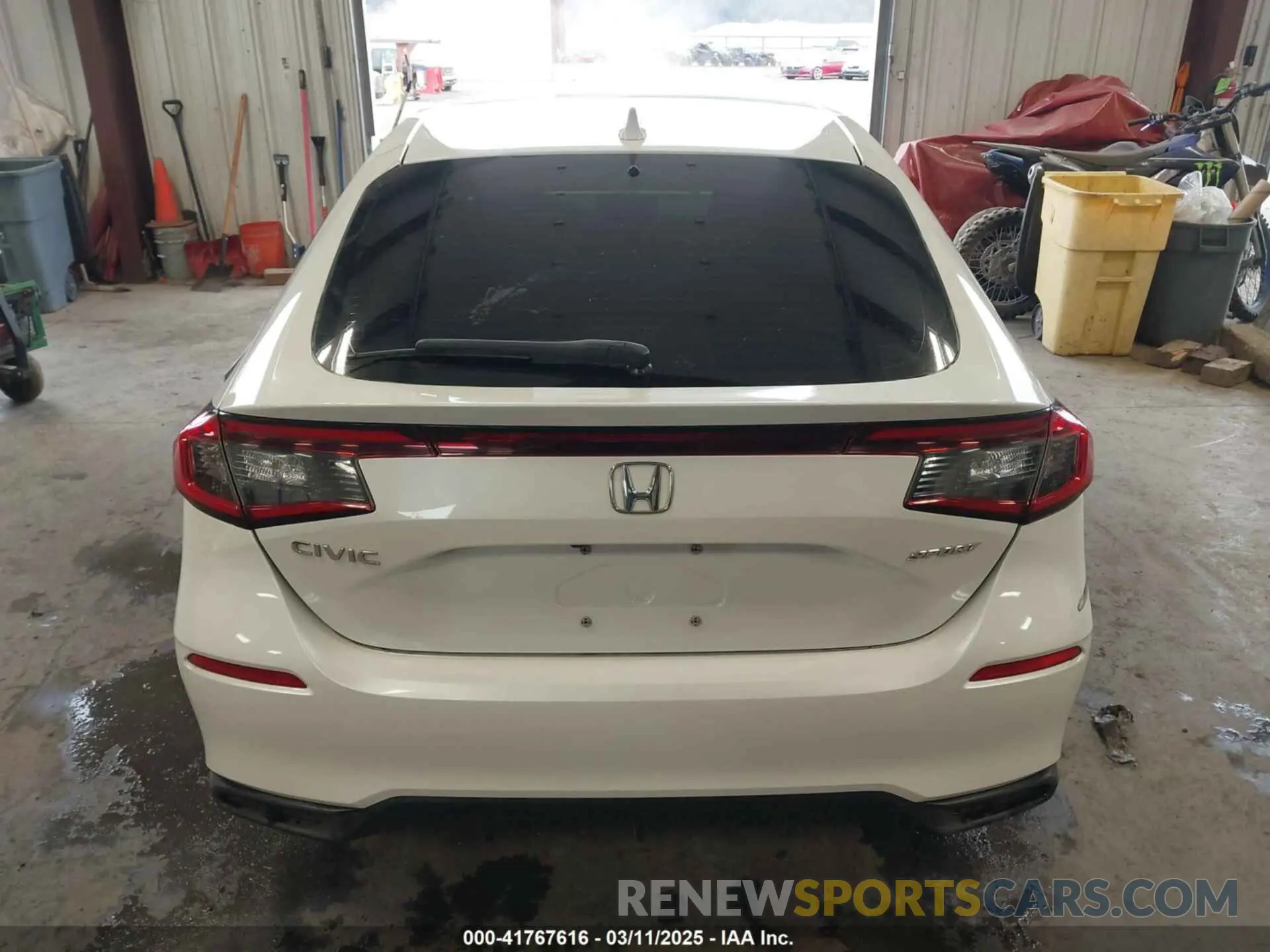 16 Photograph of a damaged car 19XFL2H87PE002255 HONDA CIVIC 2023