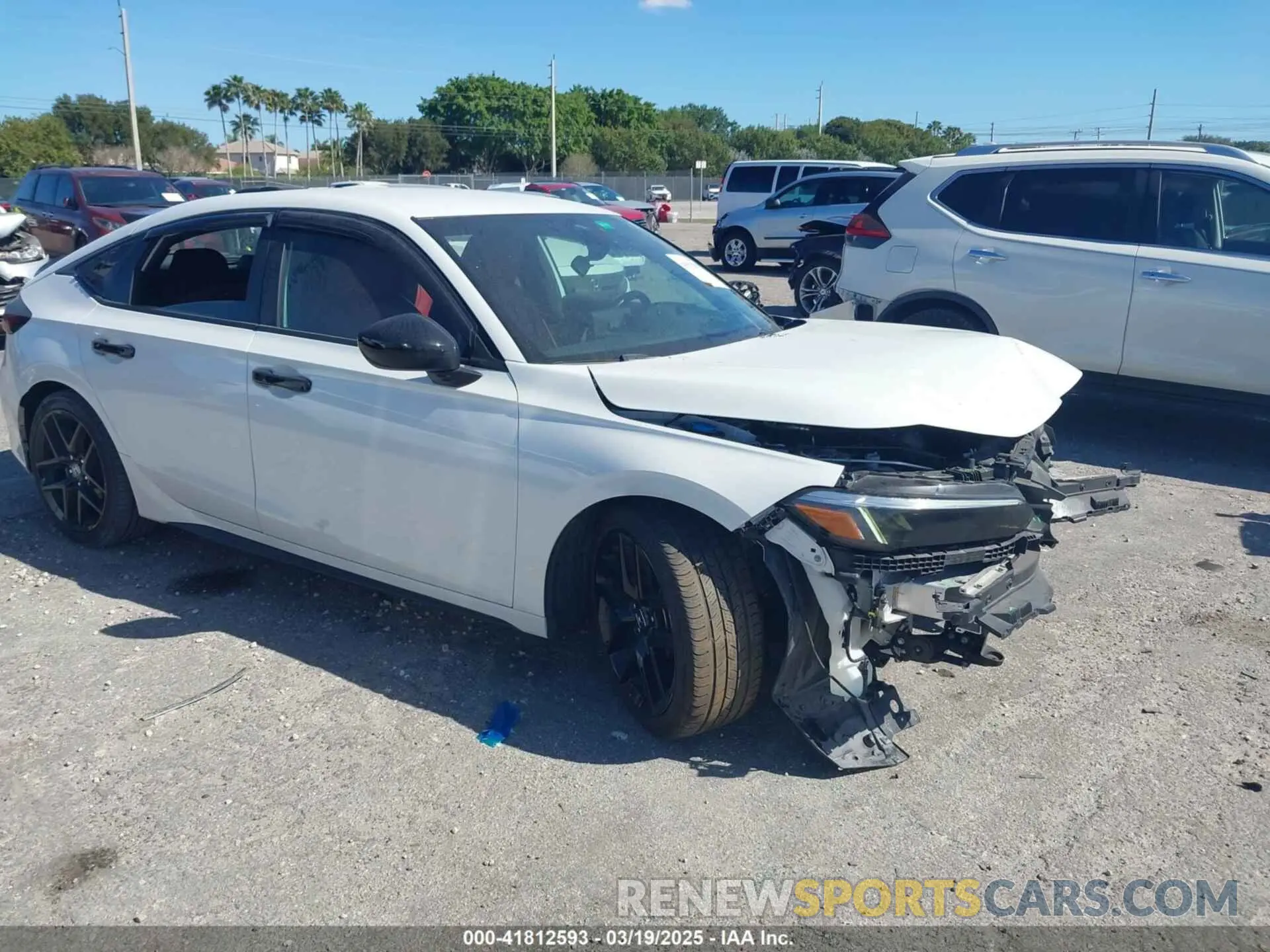 1 Photograph of a damaged car 19XFL2H87PE002675 HONDA CIVIC 2023
