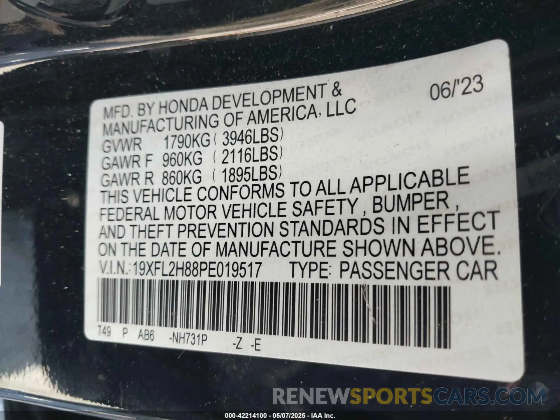 9 Photograph of a damaged car 19XFL2H88PE019517 HONDA CIVIC 2023