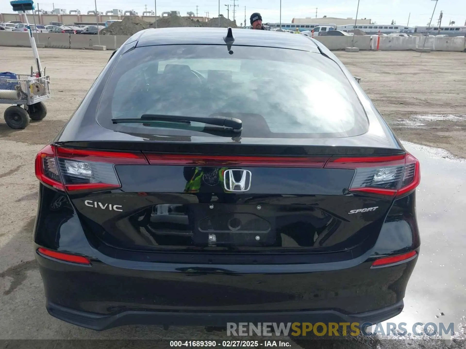 16 Photograph of a damaged car 19XFL2H89PE001737 HONDA CIVIC 2023