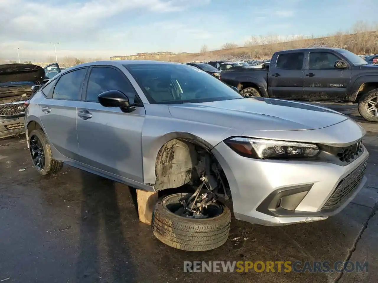 4 Photograph of a damaged car 19XFL2H8XPE007224 HONDA CIVIC 2023