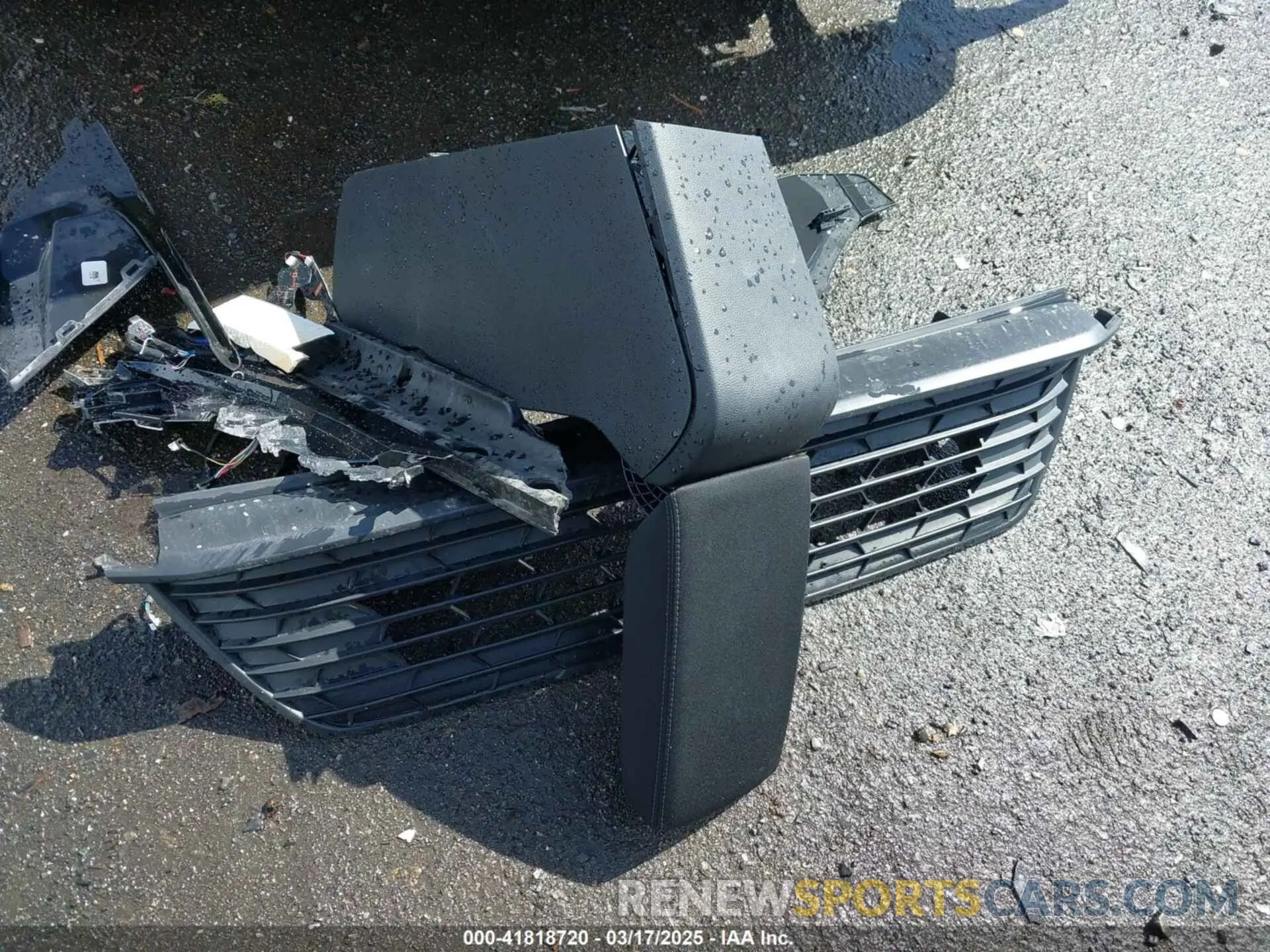 12 Photograph of a damaged car 19XFL2H8XPE020359 HONDA CIVIC 2023