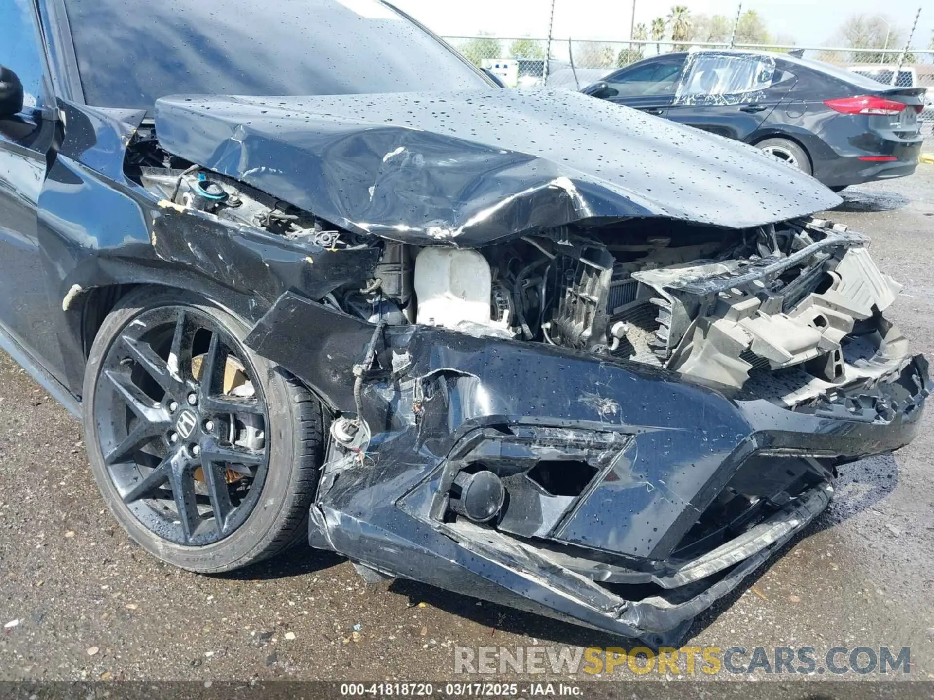 19 Photograph of a damaged car 19XFL2H8XPE020359 HONDA CIVIC 2023