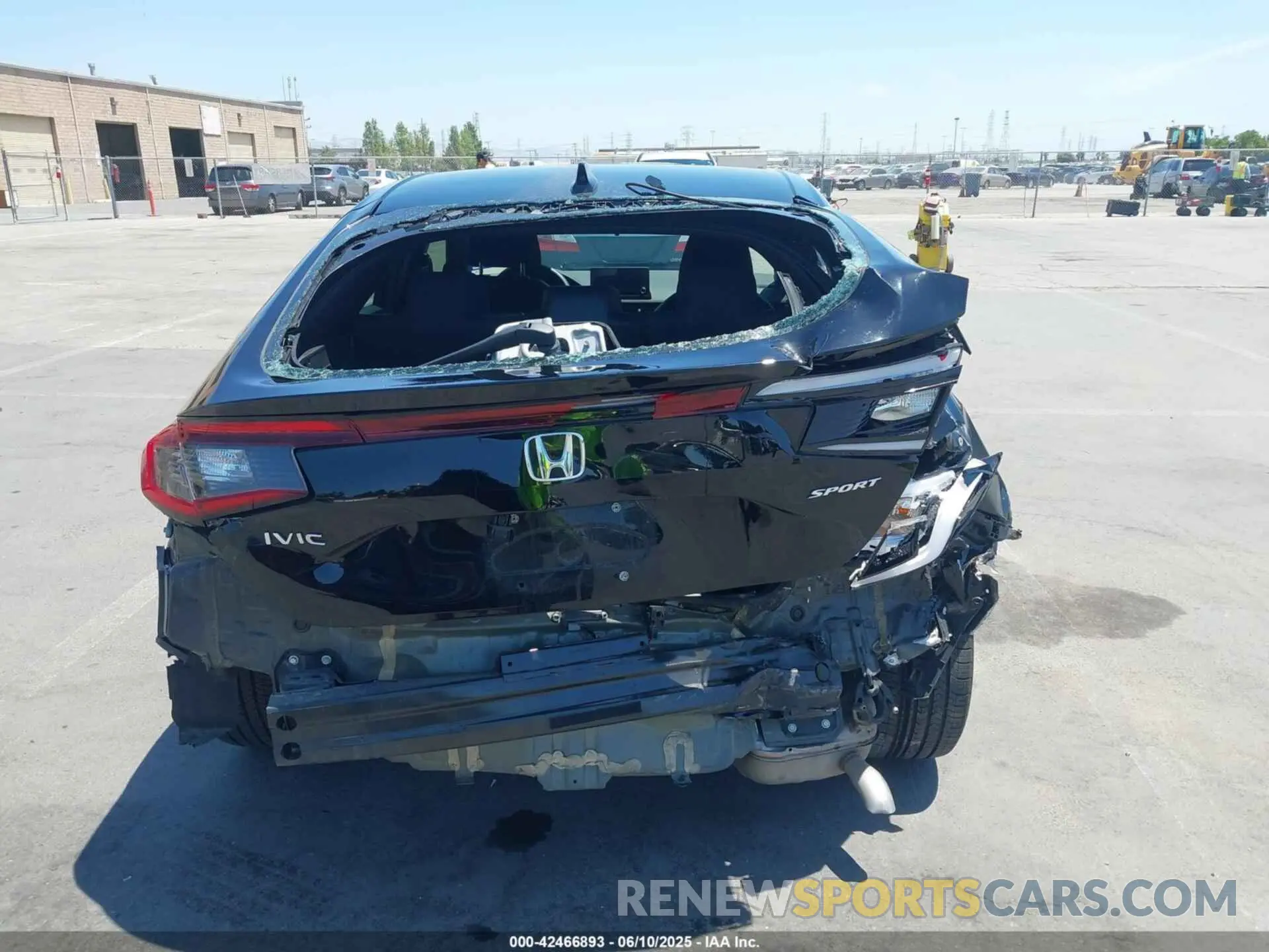 17 Photograph of a damaged car 19XFL2H8XPE025562 HONDA CIVIC 2023