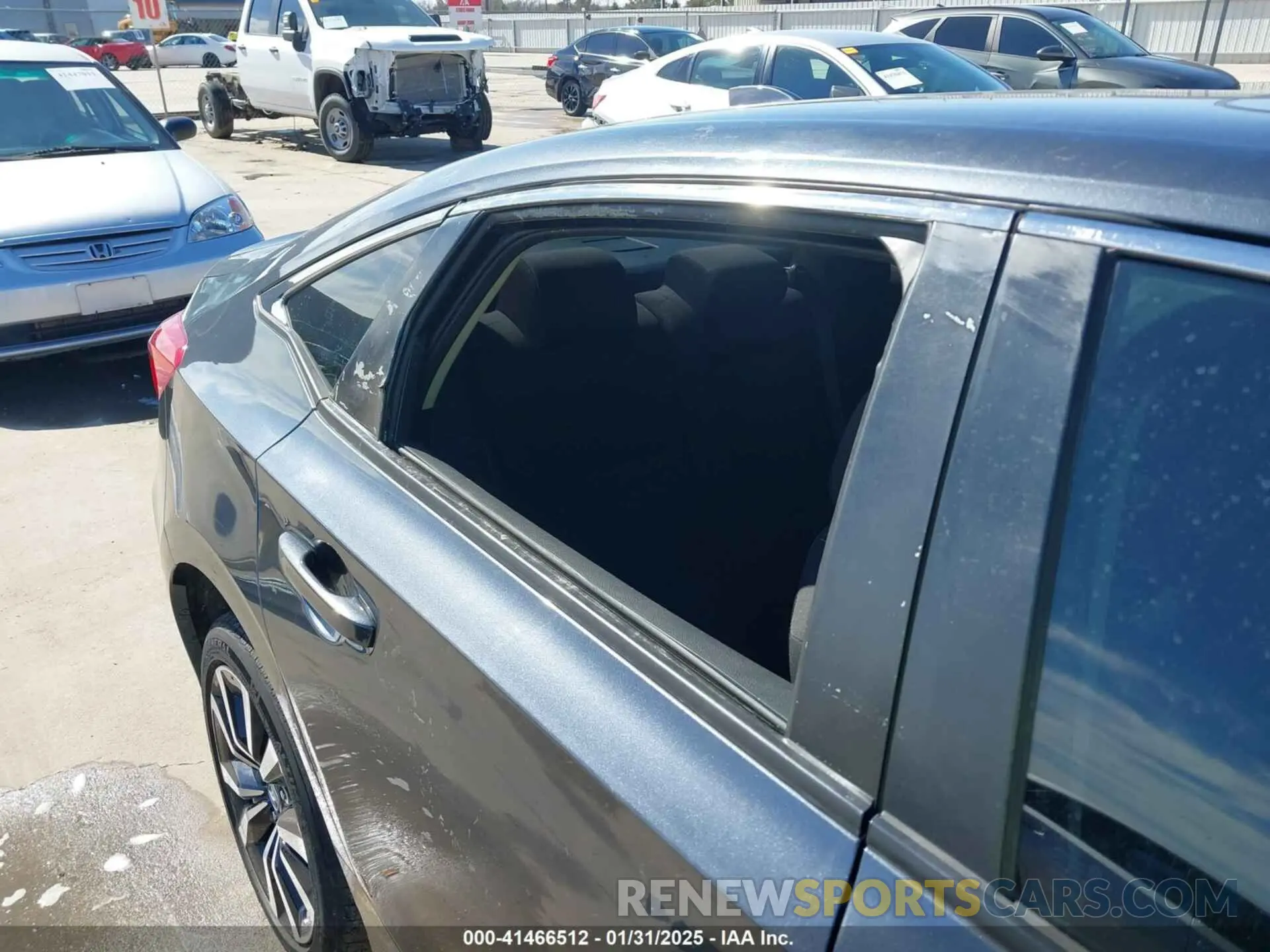 19 Photograph of a damaged car 2HGFE1F71PH301566 HONDA CIVIC 2023