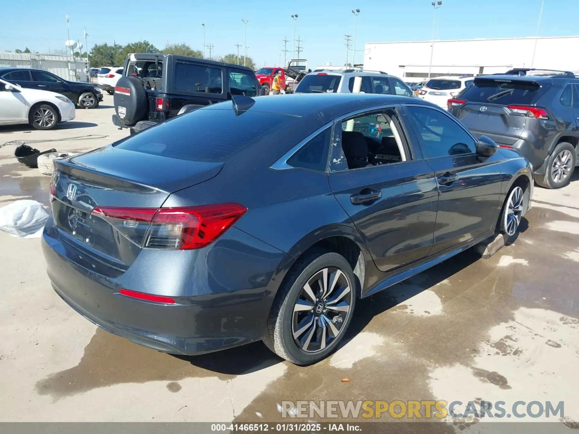 4 Photograph of a damaged car 2HGFE1F71PH301566 HONDA CIVIC 2023