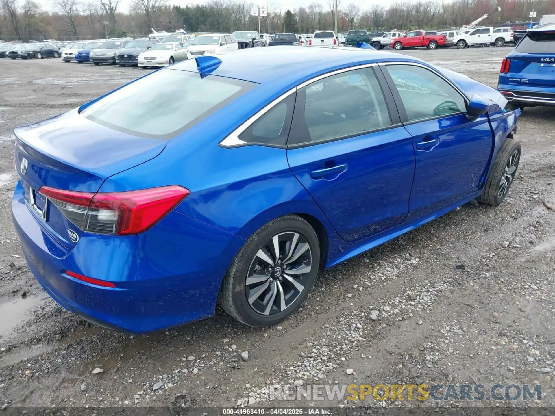 4 Photograph of a damaged car 2HGFE1F72PH302001 HONDA CIVIC 2023